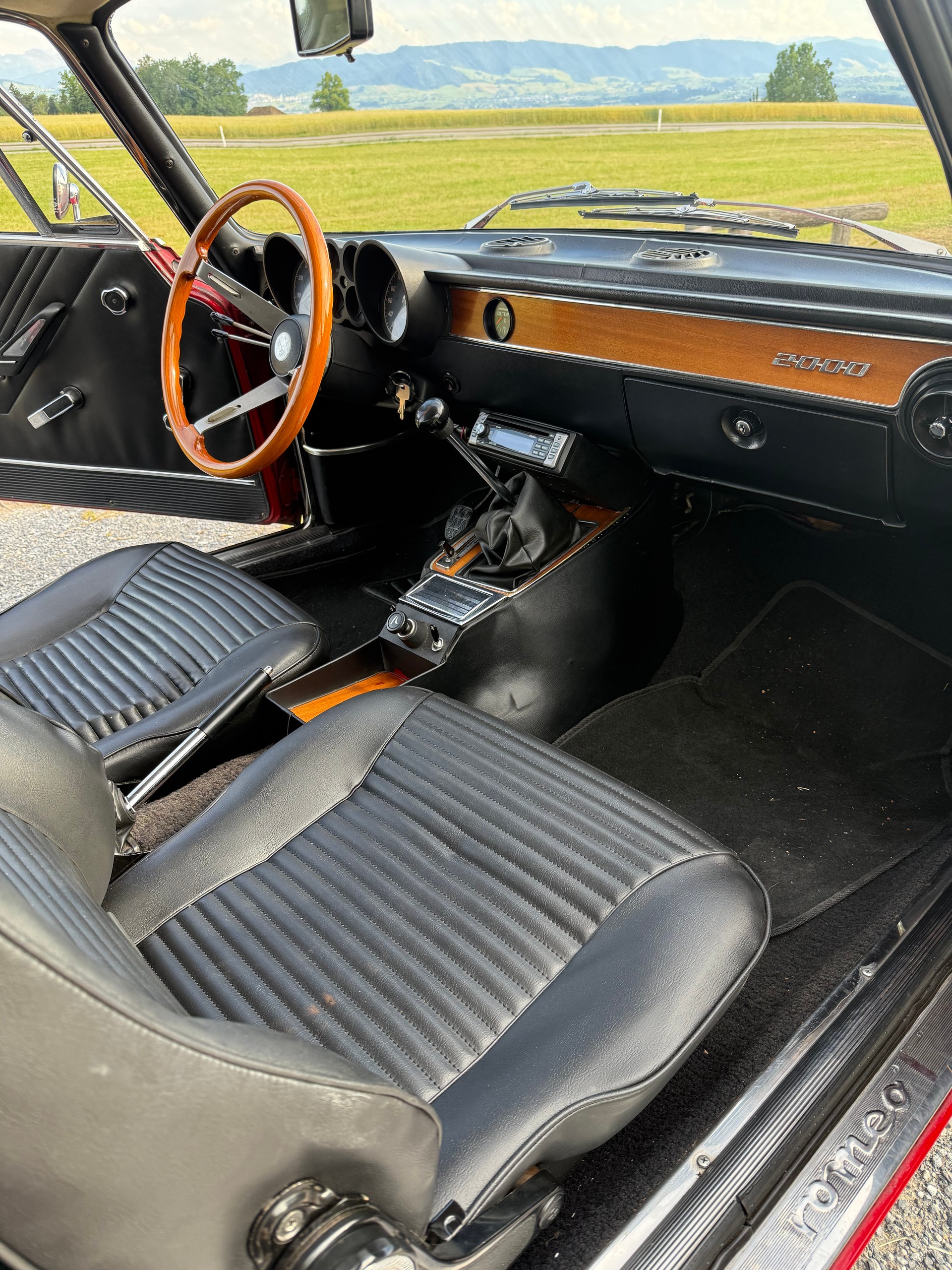ALFA ROMEO Bertone 2000 GTV-image-4