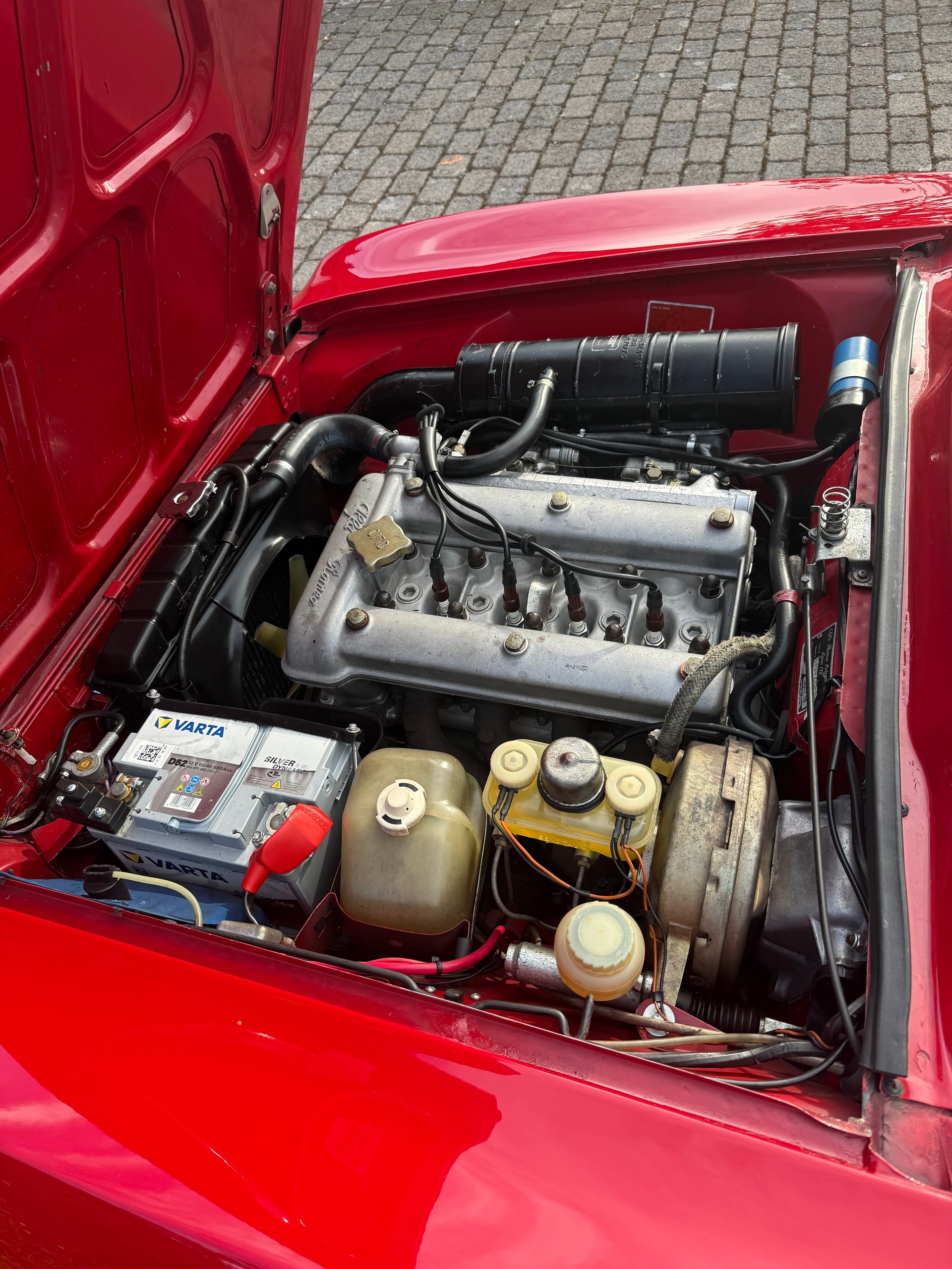 ALFA ROMEO Bertone 2000 GTV-image-1
