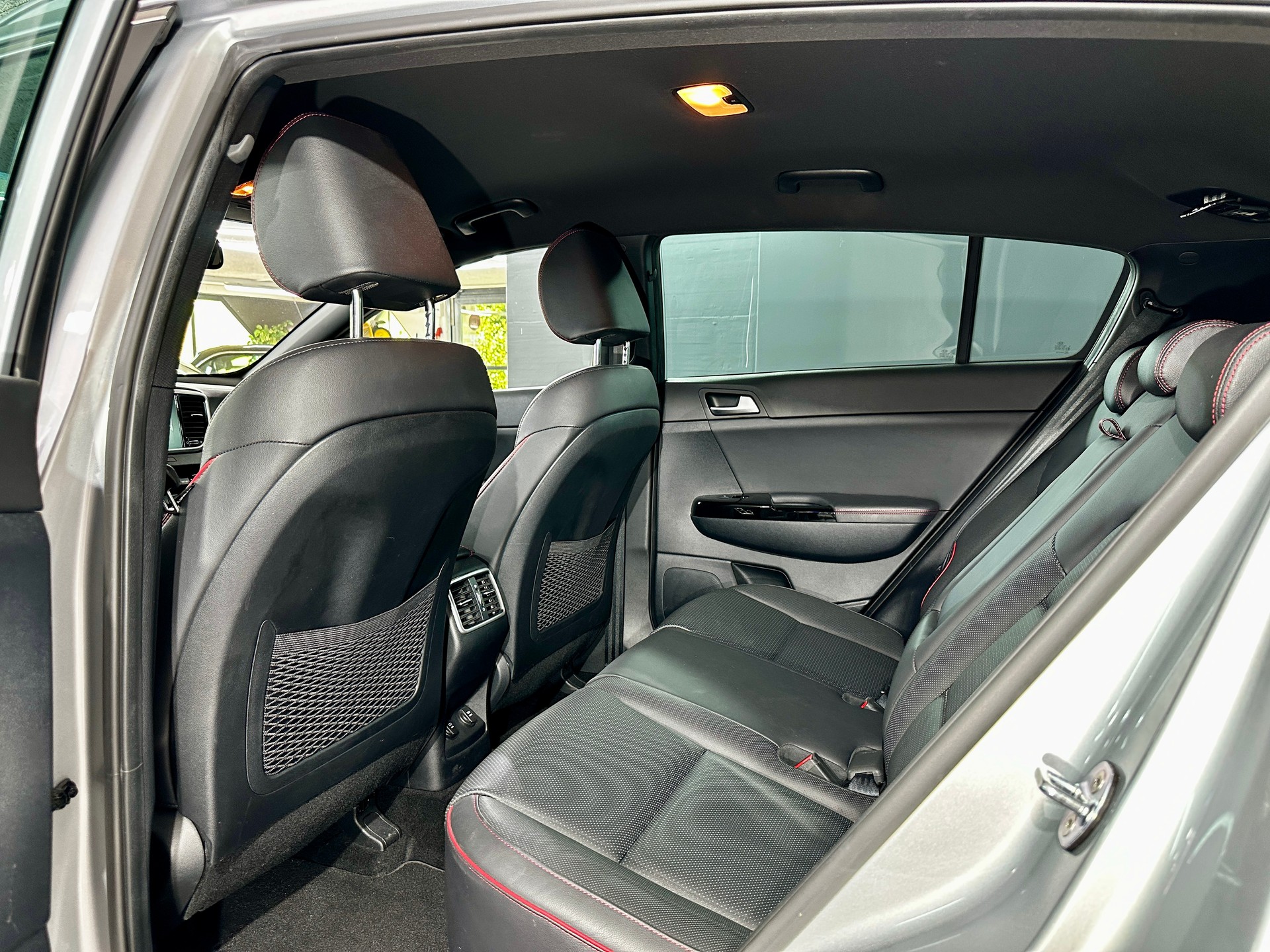 KIA Sportage 1.6CRDi Mild Hybrid GT-Line 4WD Automat-image-27