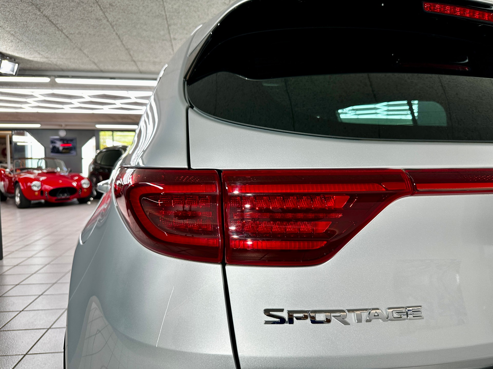 KIA Sportage 1.6CRDi Mild Hybrid GT-Line 4WD Automat-image-5