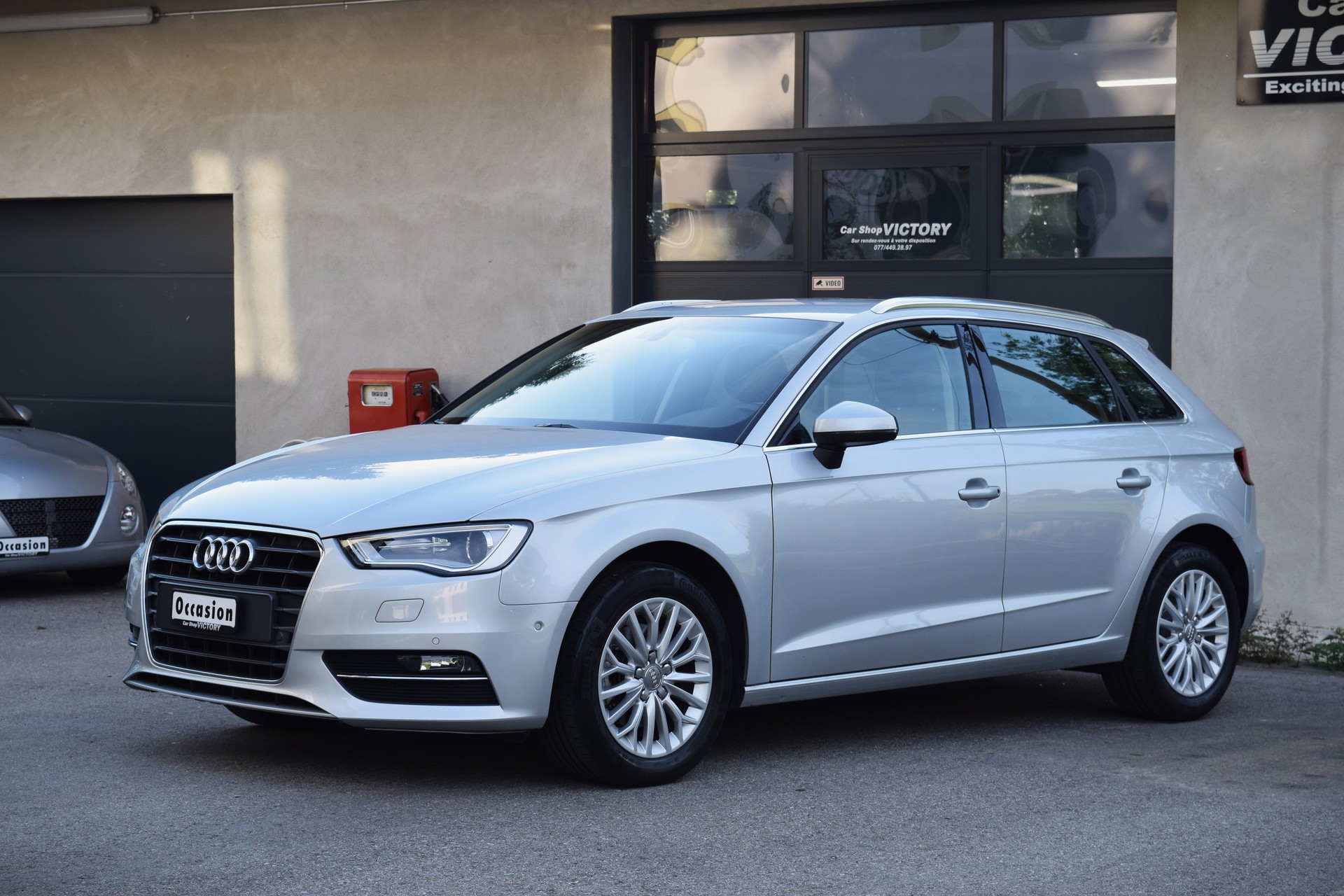 AUDI A3 Sportback 1.4 TFSI Ambiente-image-6