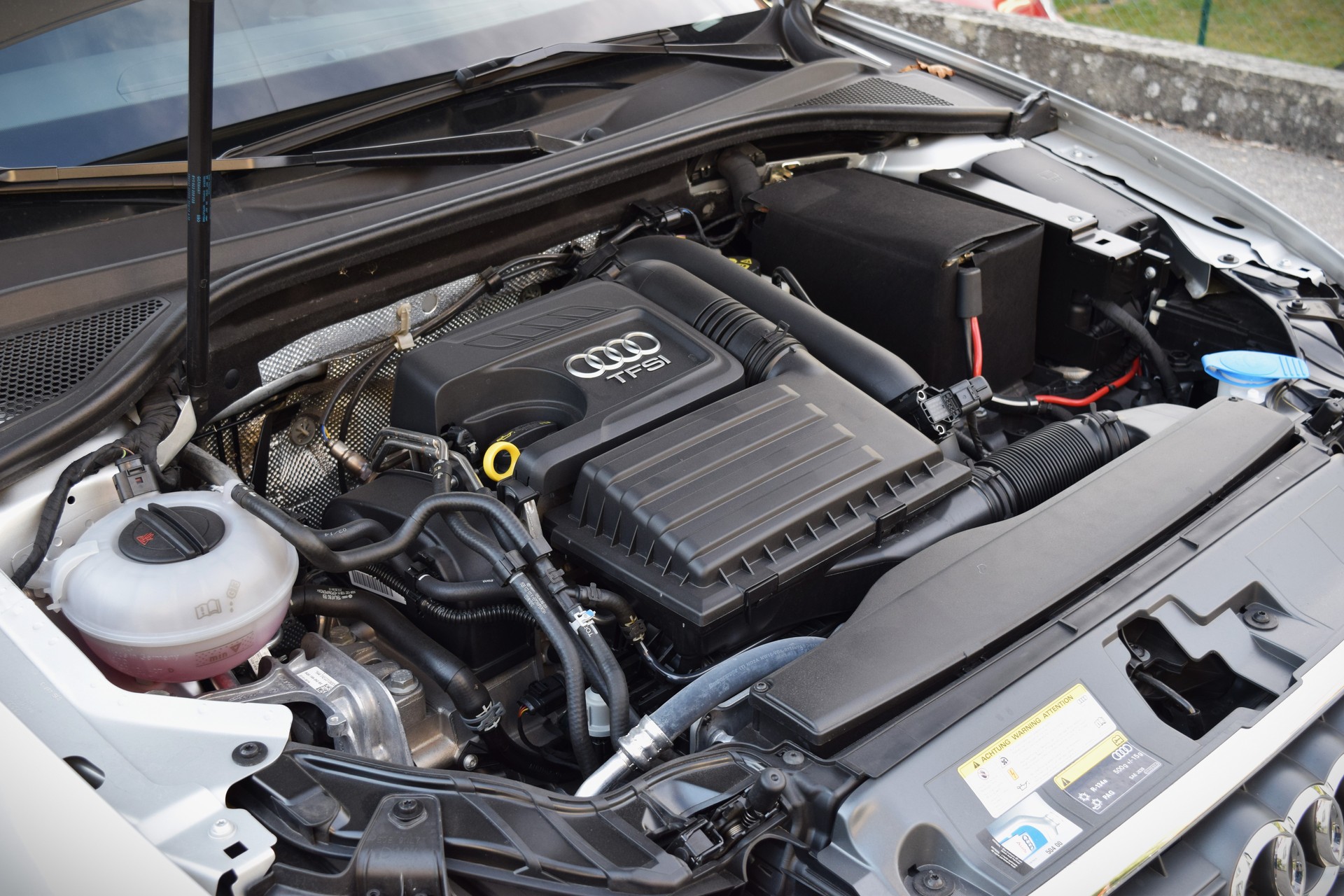 AUDI A3 Sportback 1.4 TFSI Ambiente-image-15