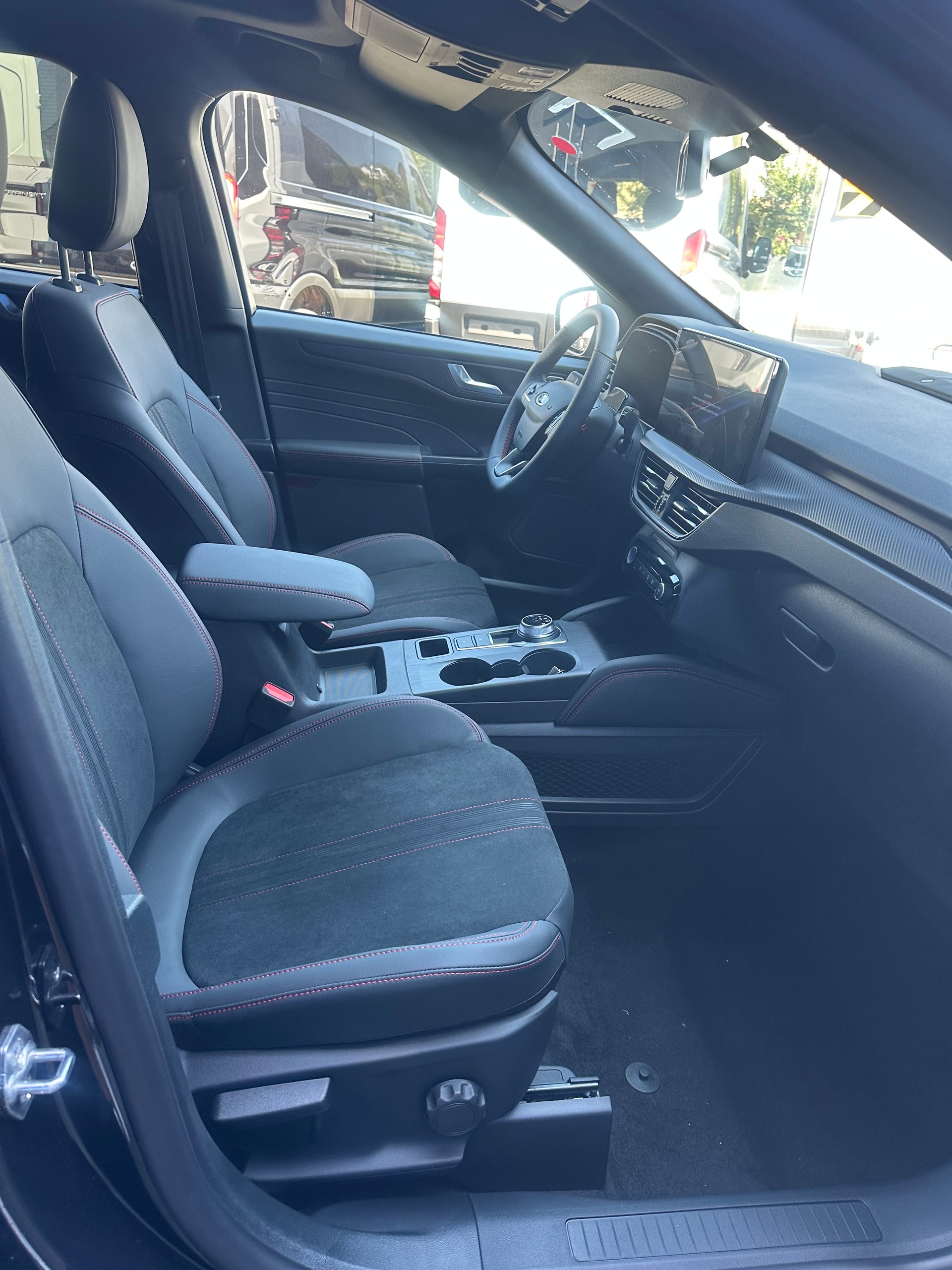 FORD Kuga 2.5 Hybrid ST-Line X 4x4 FHEV/Aut.-image-11