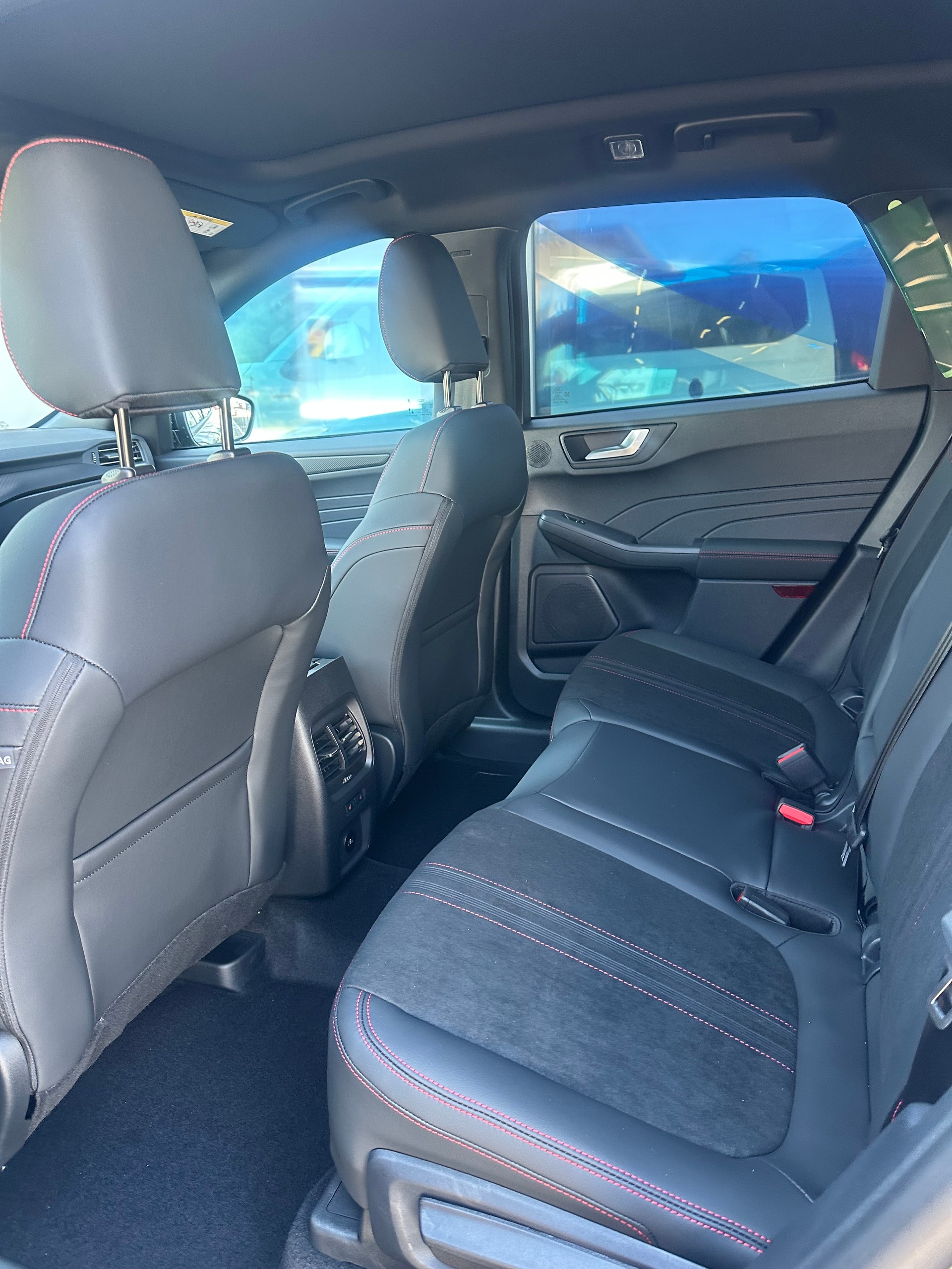 FORD Kuga 2.5 Hybrid ST-Line X 4x4 FHEV/Aut.-image-14