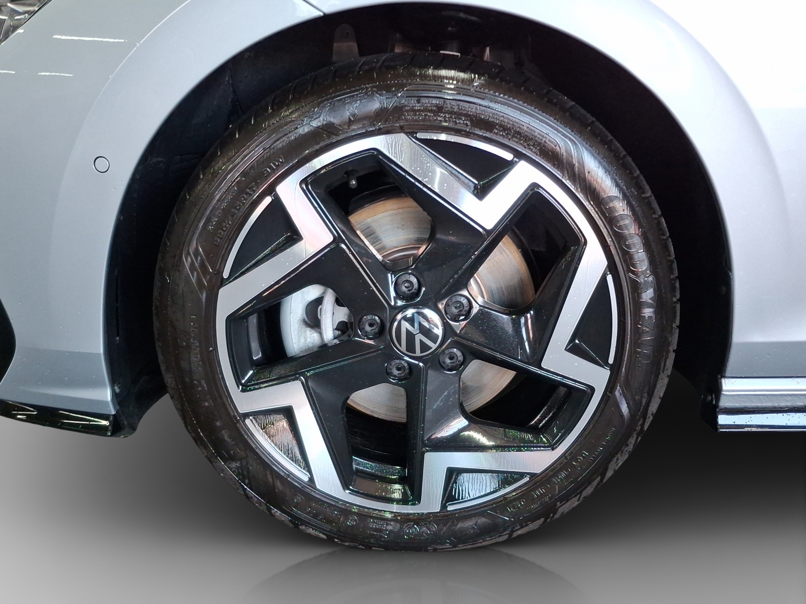 VW Golf Variant 2.0 TSI R-Line DSG 4 Motion-image-14