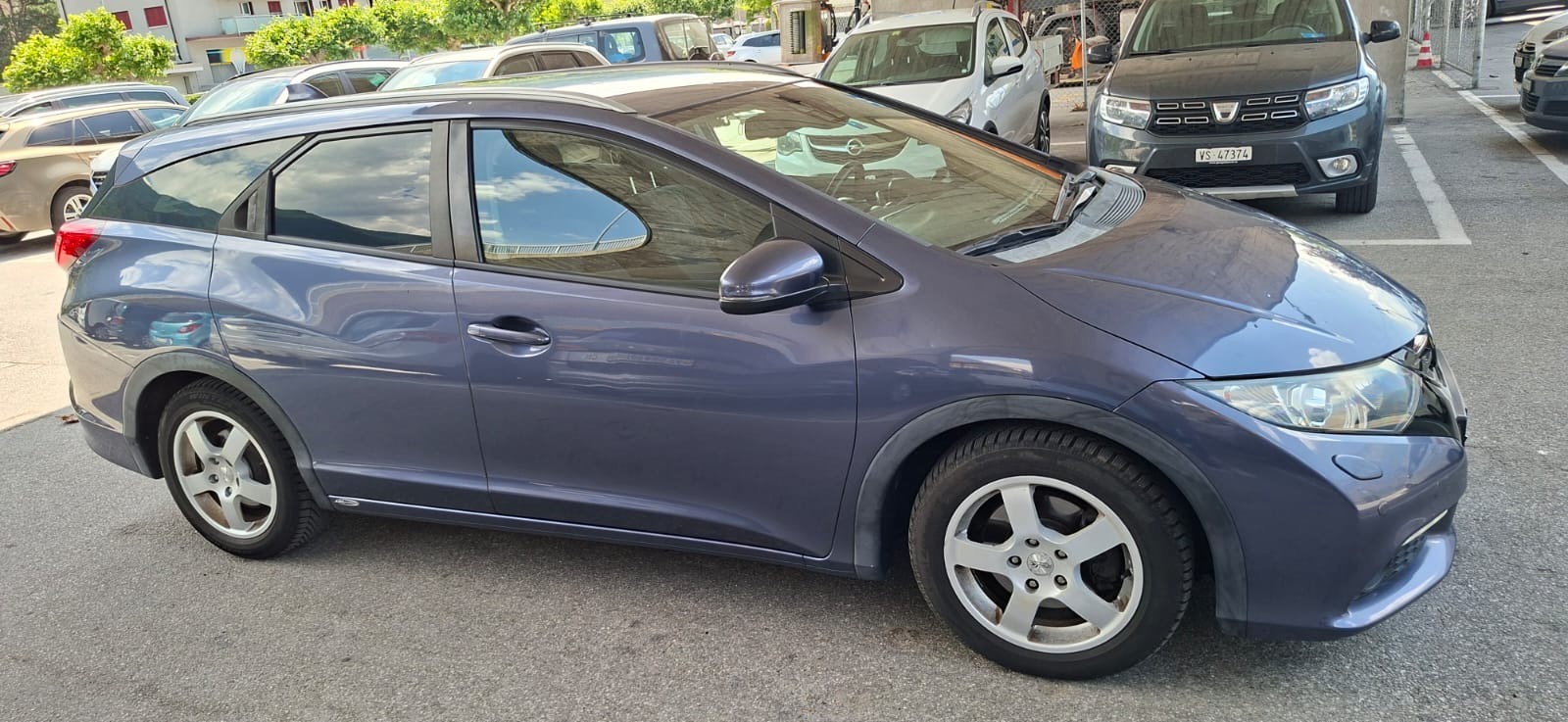 HONDA Civic Tourer 1.6 i-DTEC Executive-image-2
