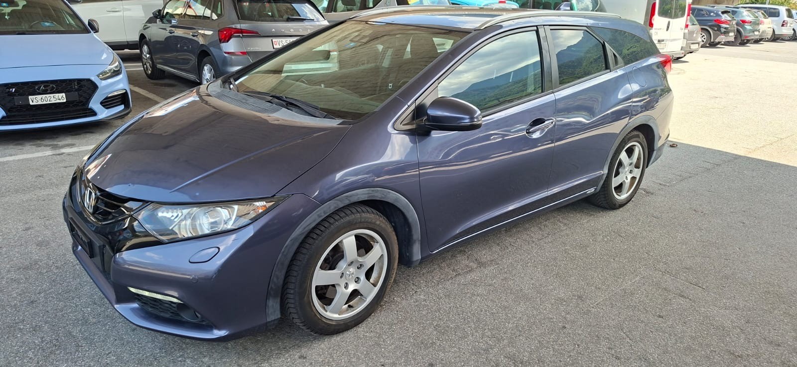HONDA Civic Tourer 1.6 i-DTEC Executive-image-3
