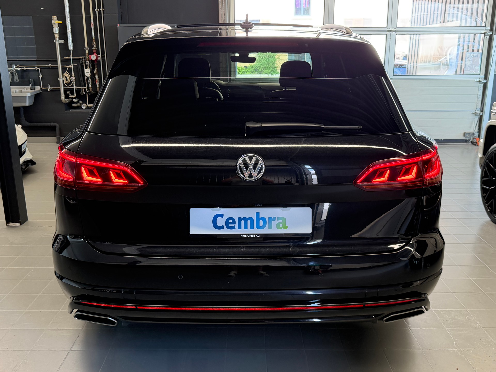 VW Touareg 3.0 TDI R Line Tiptronic-image-5