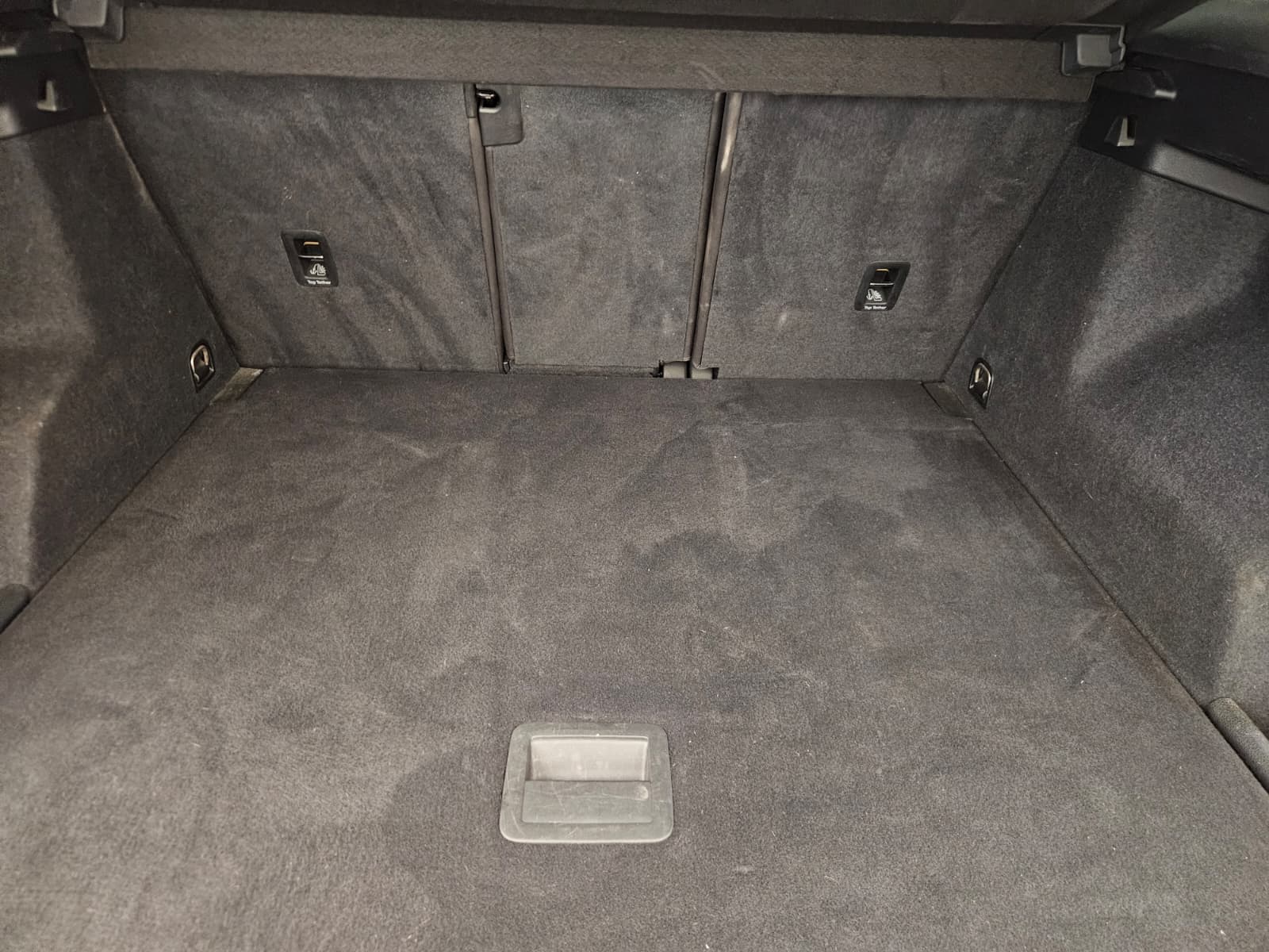 AUDI Q3 35 TFSI S line S-tronic-image-14