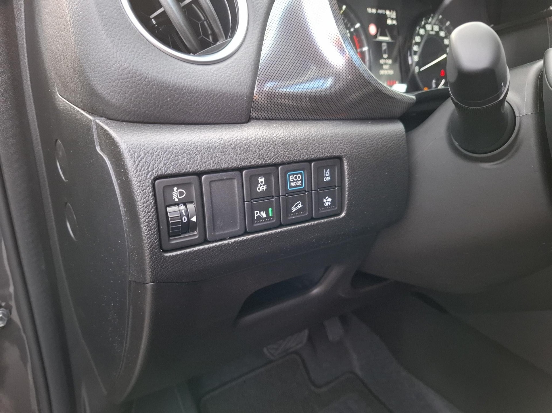 SUZUKI Vitara 1.5 Compact Top Hybrid 4x4-image-10