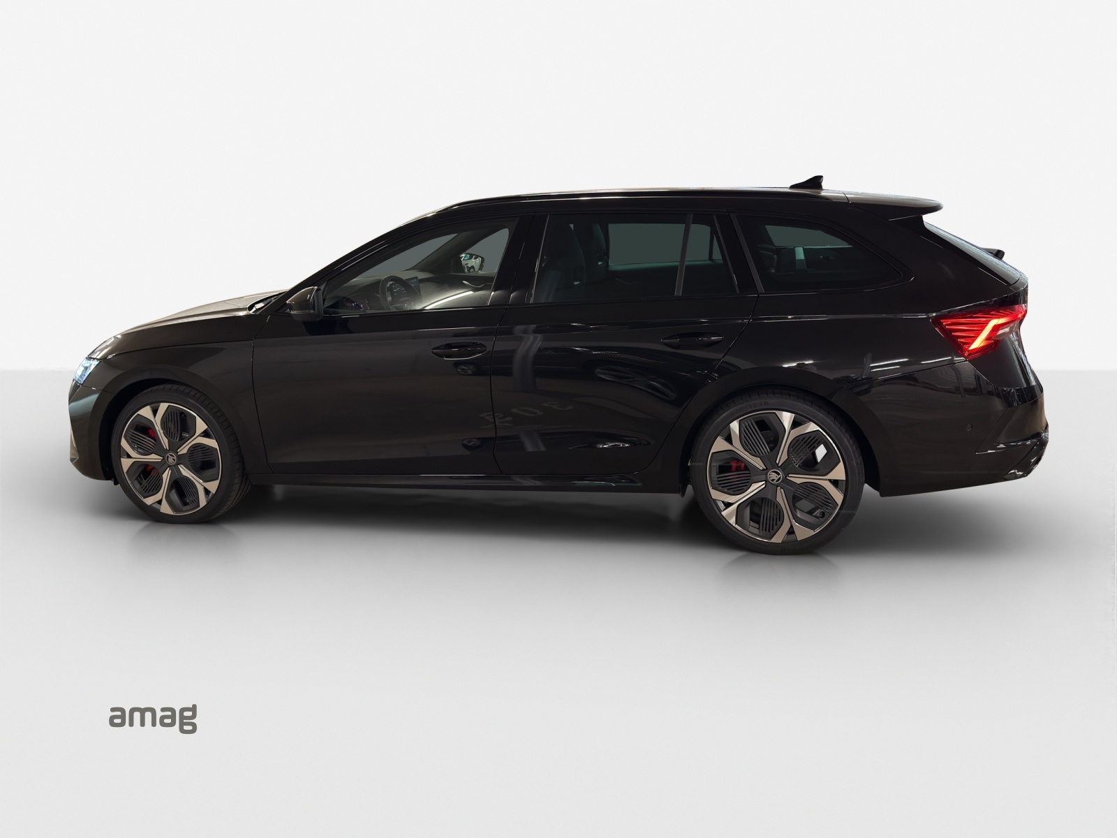 SKODA Octavia Combi 2.0 TSI DSG RS 30 Years Edition-image-1