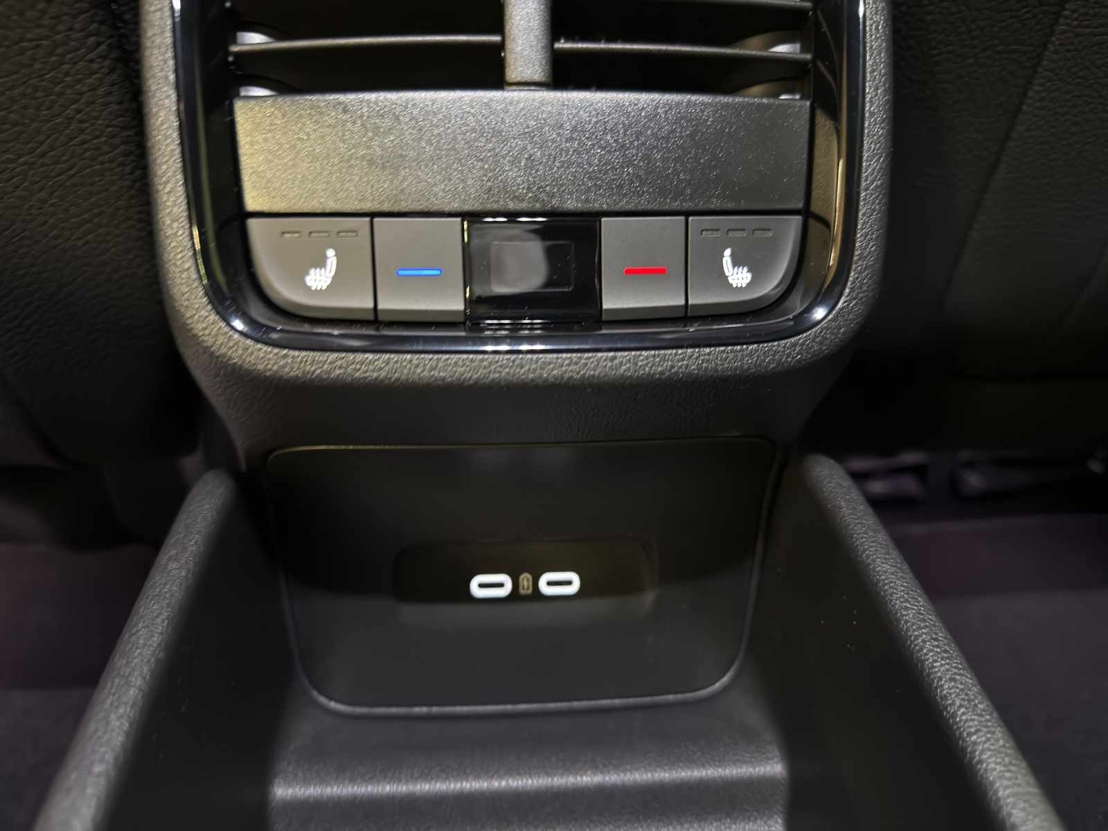 SKODA Octavia Combi 2.0 TSI DSG RS 30 Years Edition-image-15