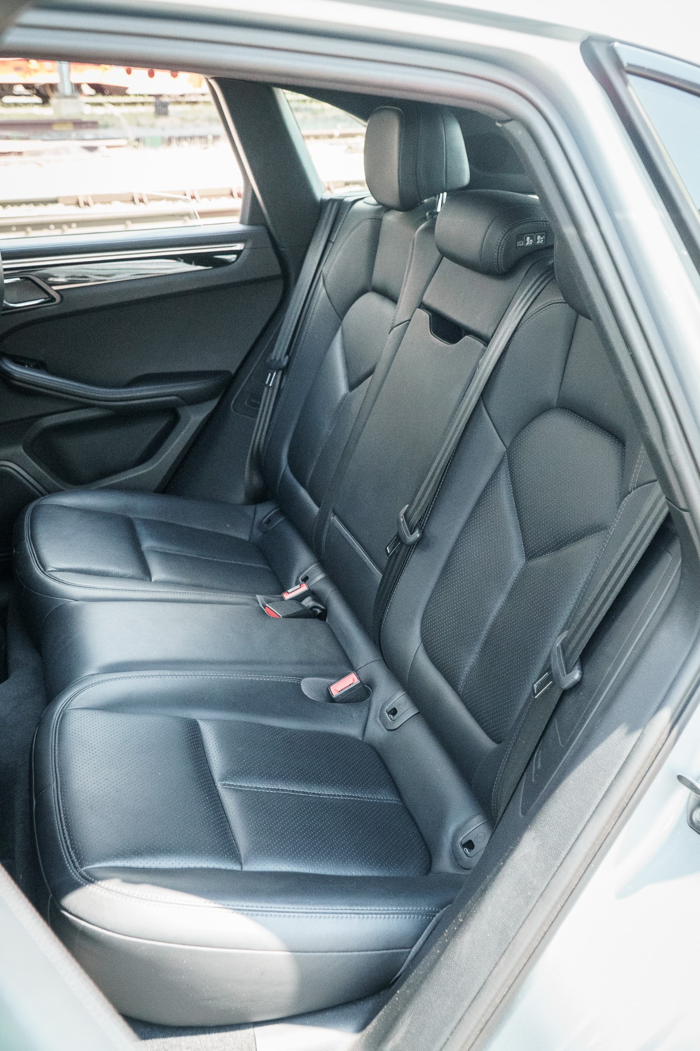 PORSCHE Macan S PDK-image-14