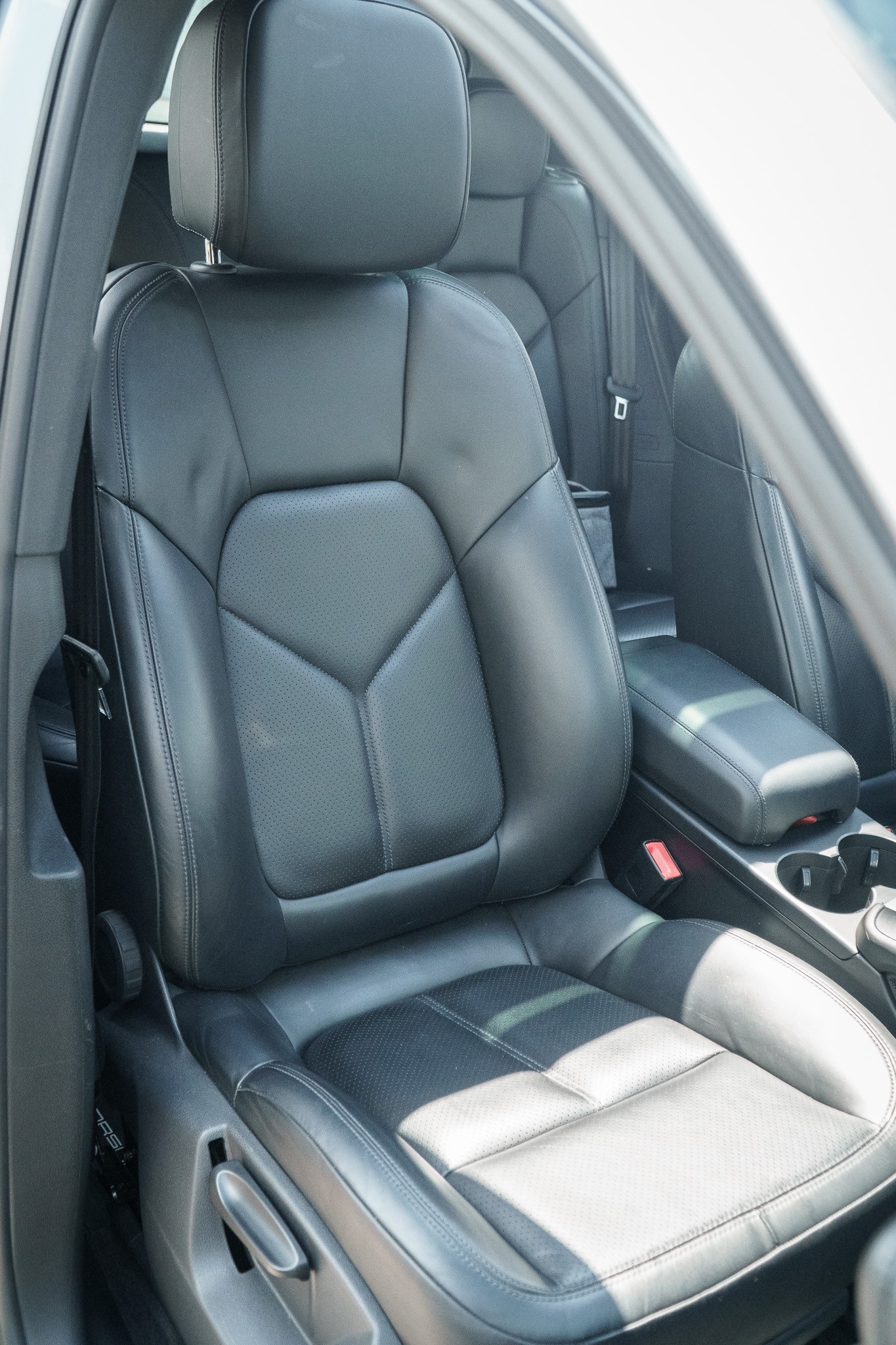 PORSCHE Macan S PDK-image-13