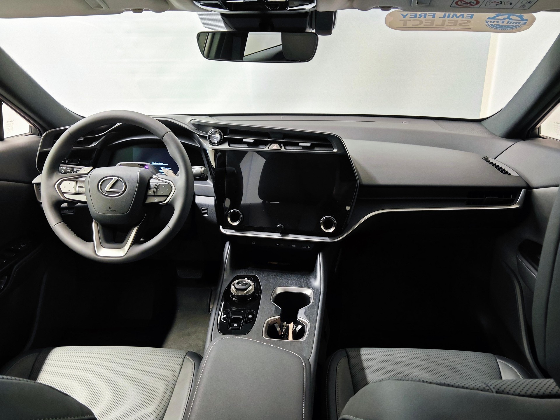 LEXUS RZ 450e Comfort - Ruote invernali incluse-image-6