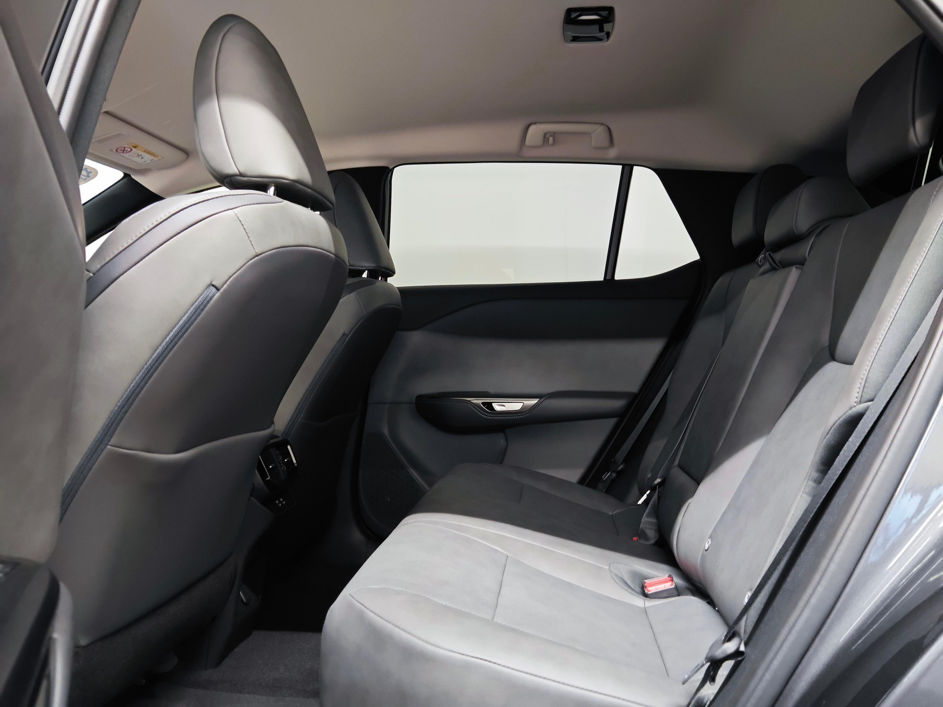 LEXUS RZ 450e Comfort - Ruote invernali incluse-image-7