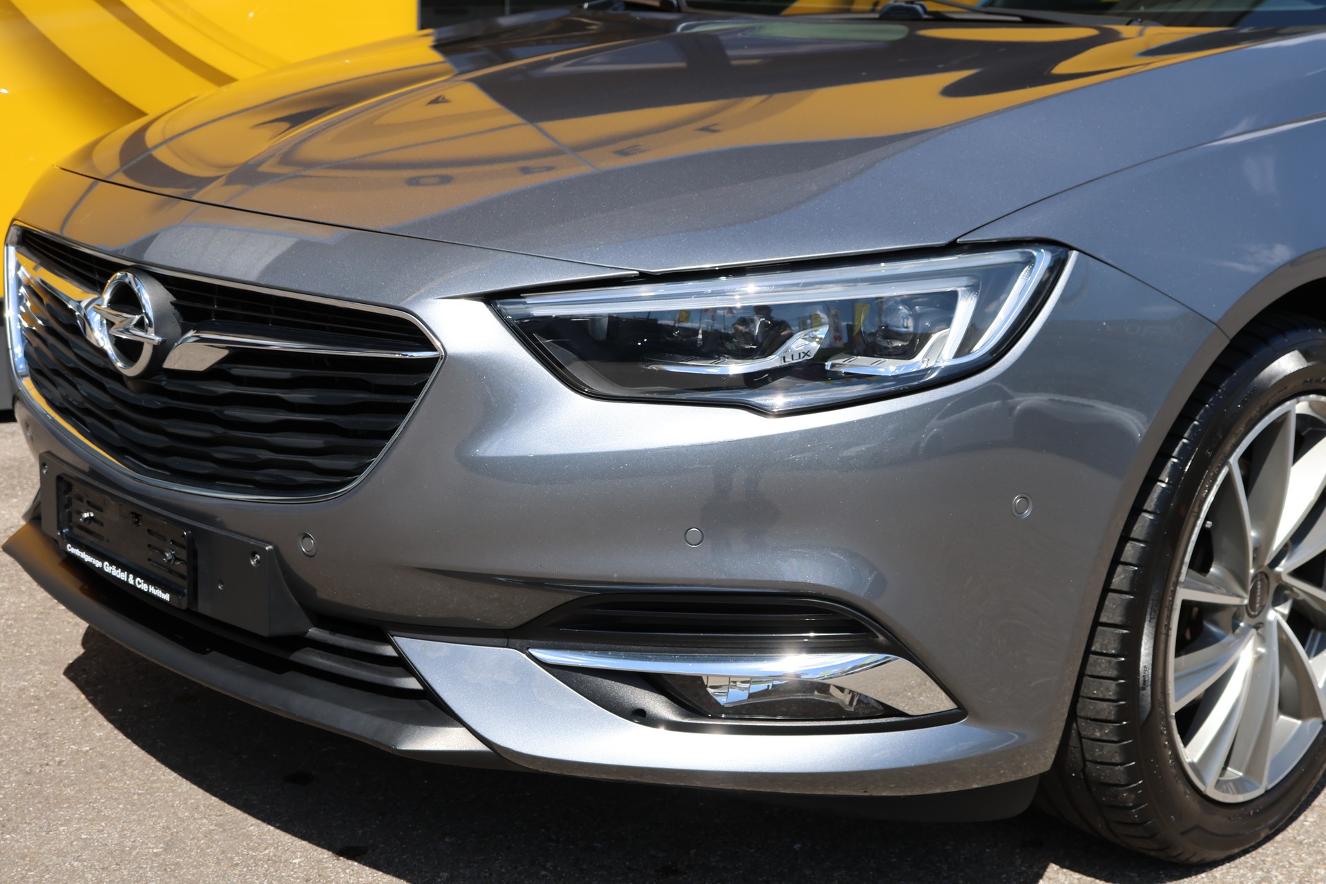 OPEL Insignia 1.5 T Sports Tourer Edition Automatic-image-13