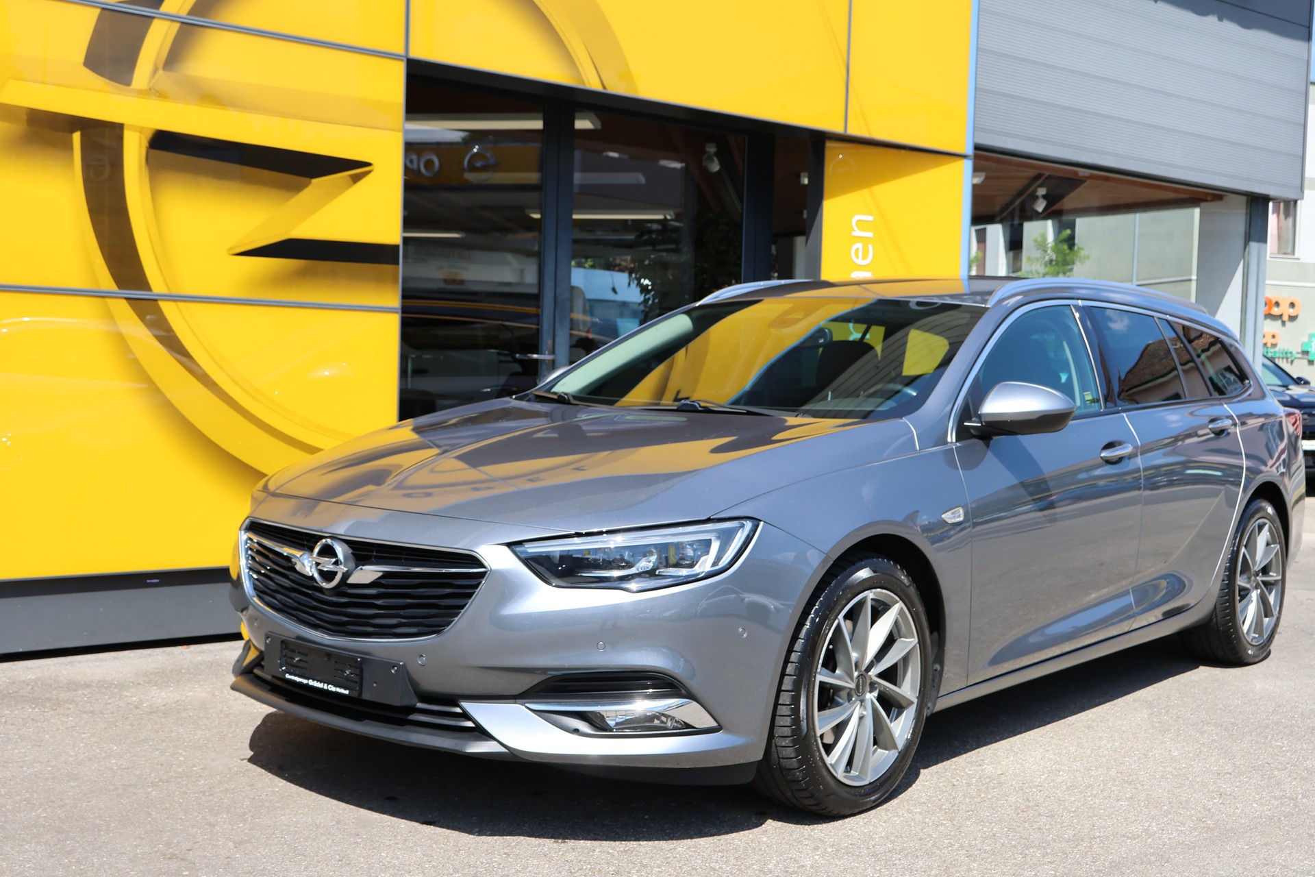 OPEL Insignia 1.5 T Sports Tourer Edition Automatic-image-0