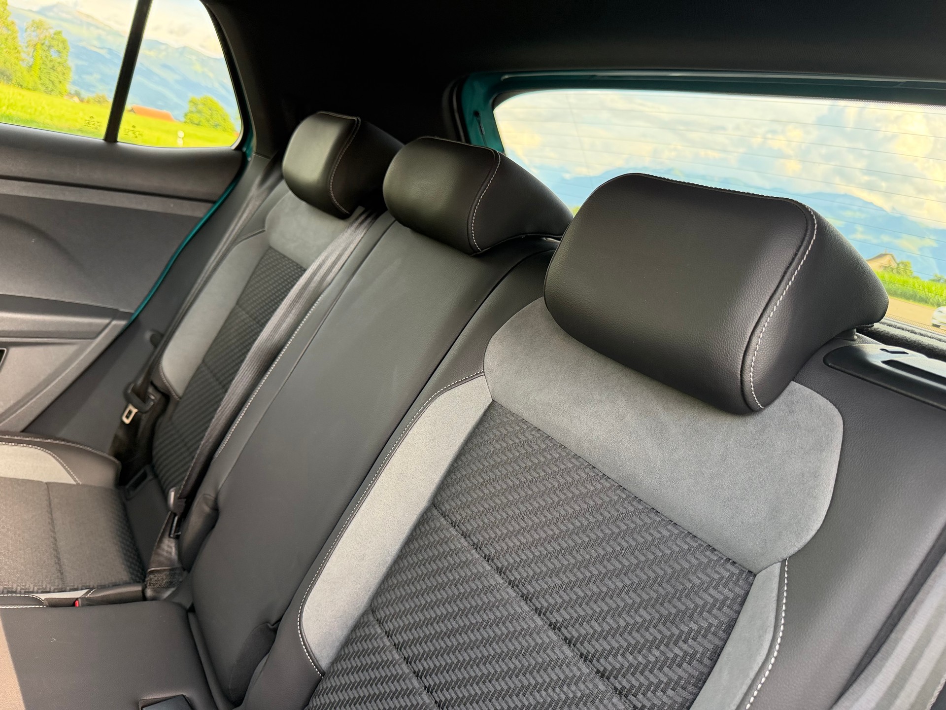 VW T-Cross 1.0 TSI R-Line DSG-image-9