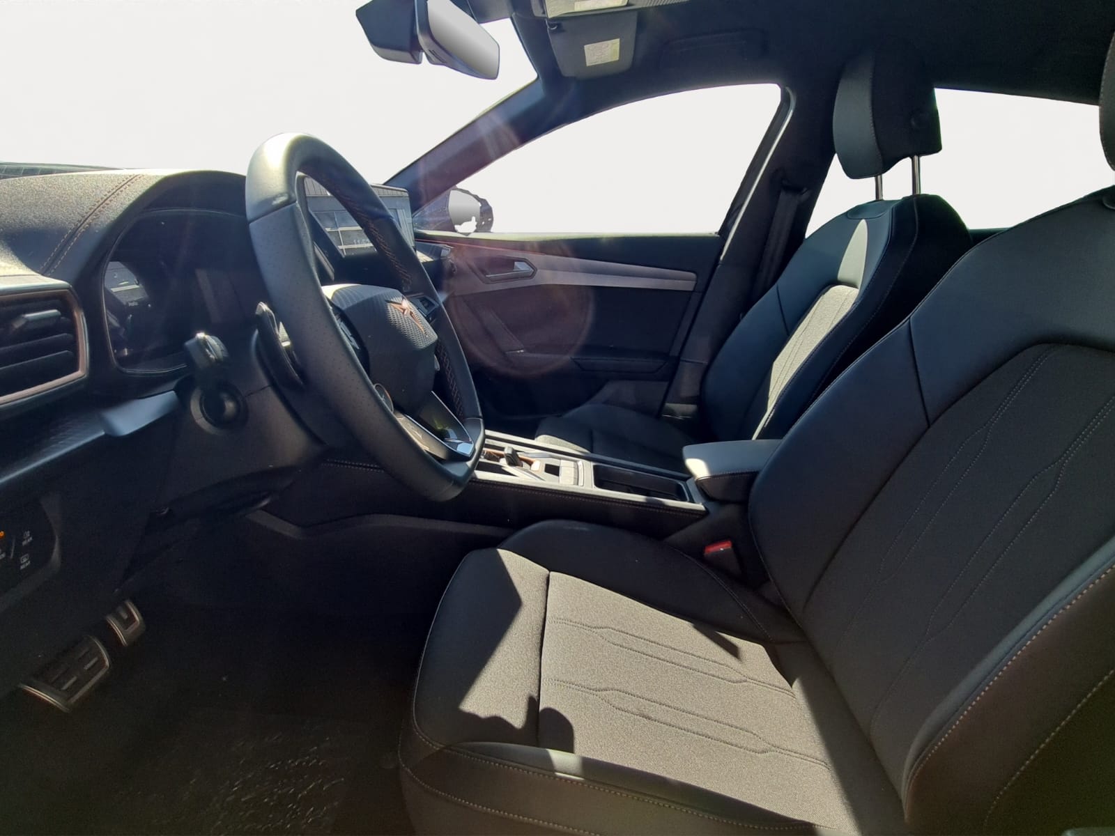 CUPRA Formentor 1.5 TSI DSG-image-12