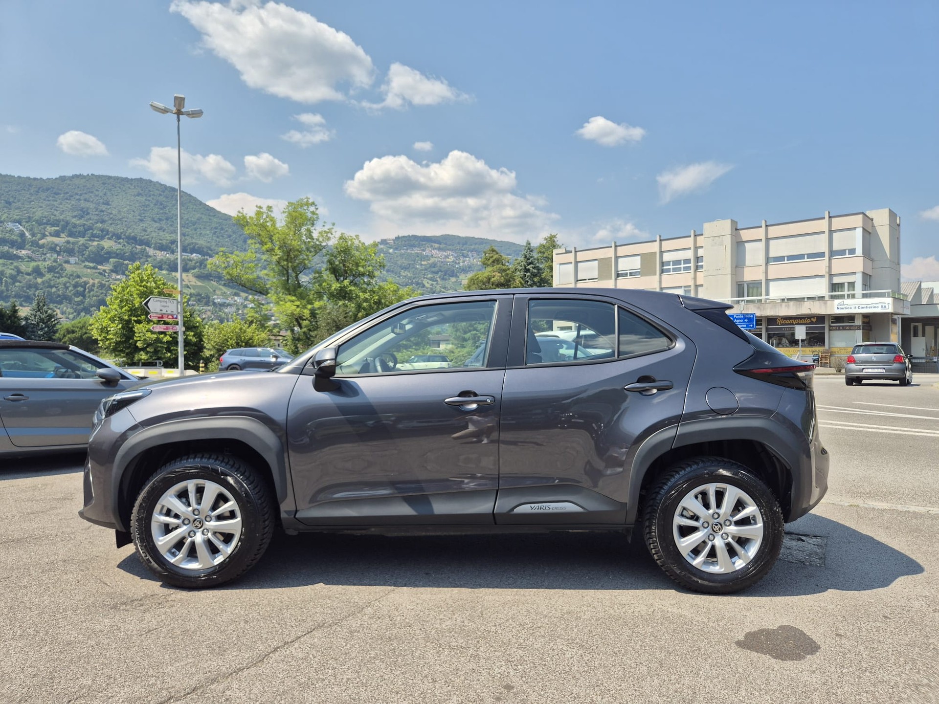 TOYOTA Yaris Cross 1.5 Comfort e-CVT