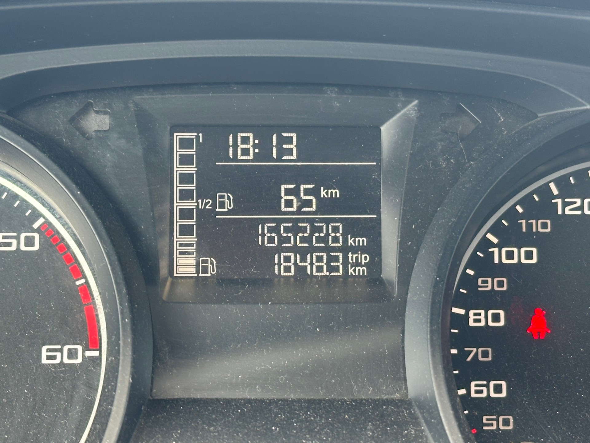 SEAT Ibiza 1.6 TDI Style-image-11