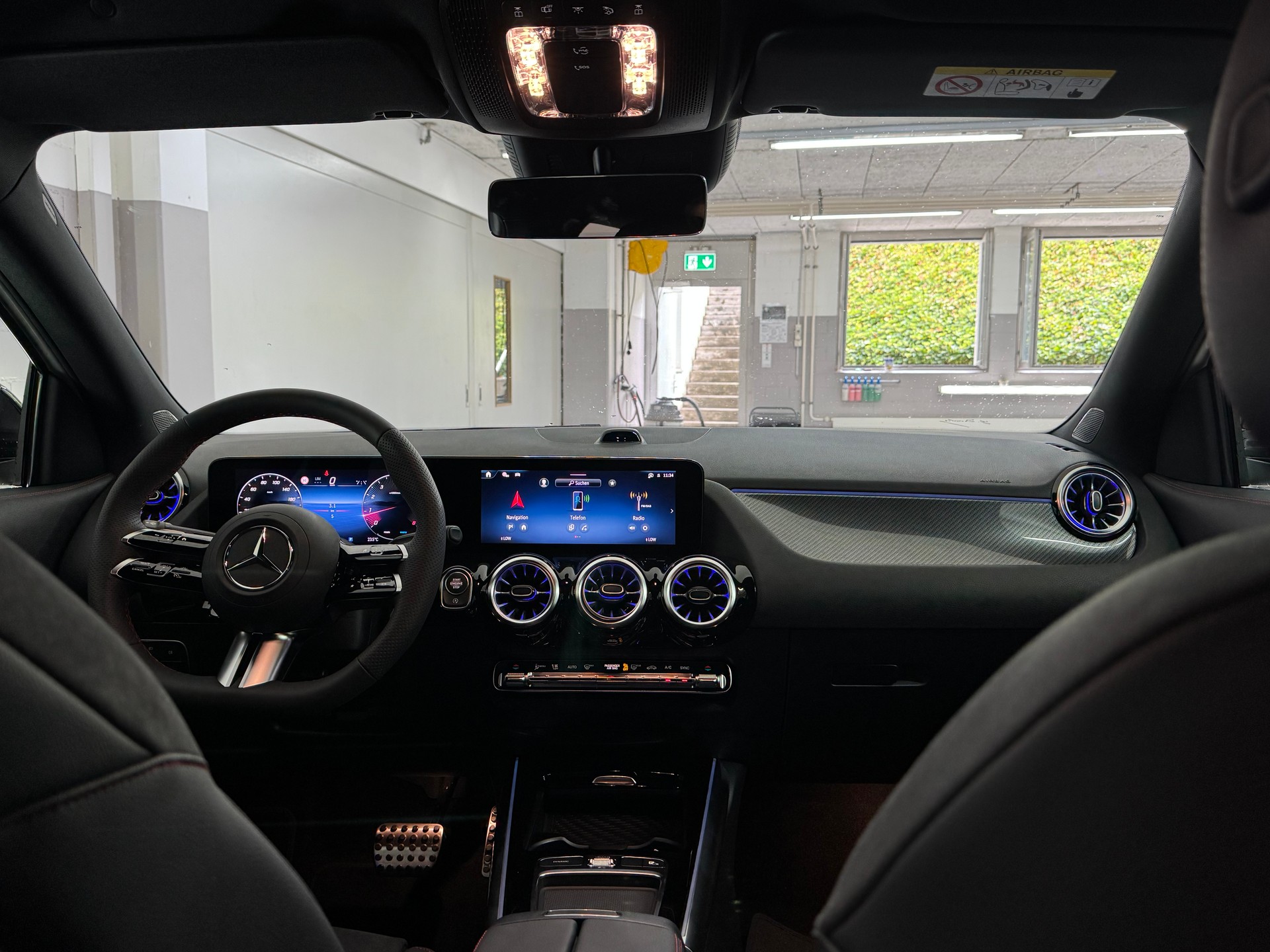 MERCEDES-BENZ GLA 200 Night Star 7G-DCT-image-8