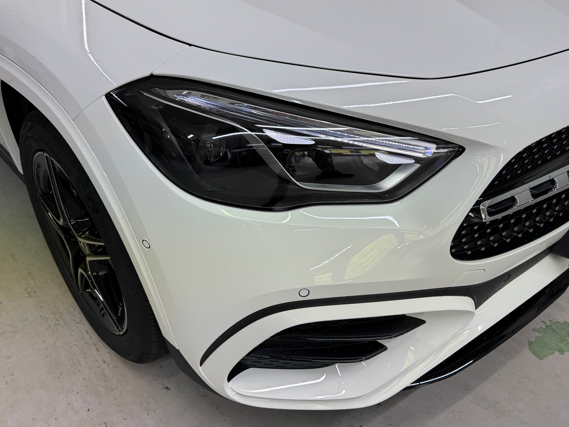 MERCEDES-BENZ GLA 200 Night Star 7G-DCT-image-6