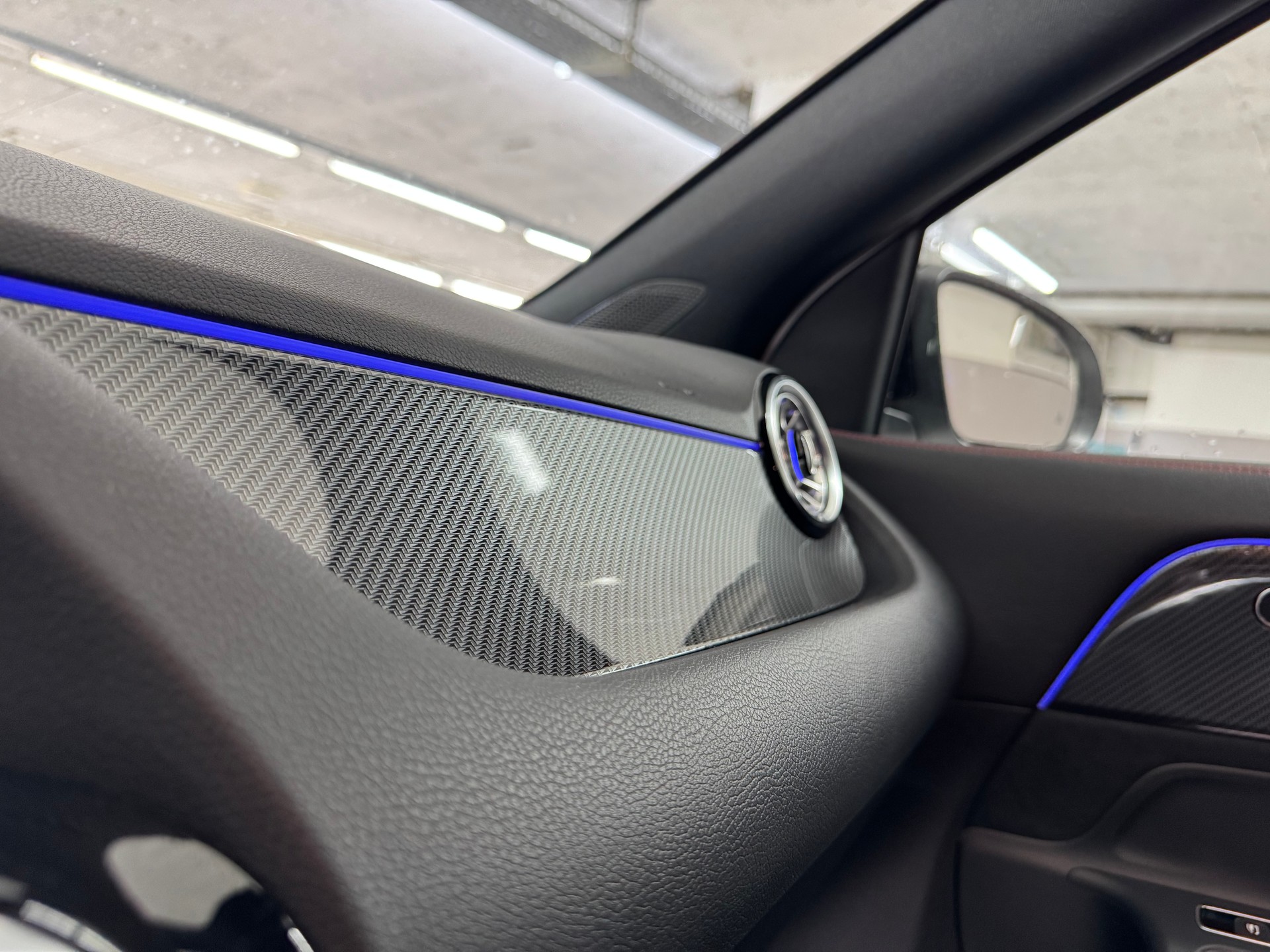 MERCEDES-BENZ GLA 200 Night Star 7G-DCT-image-15
