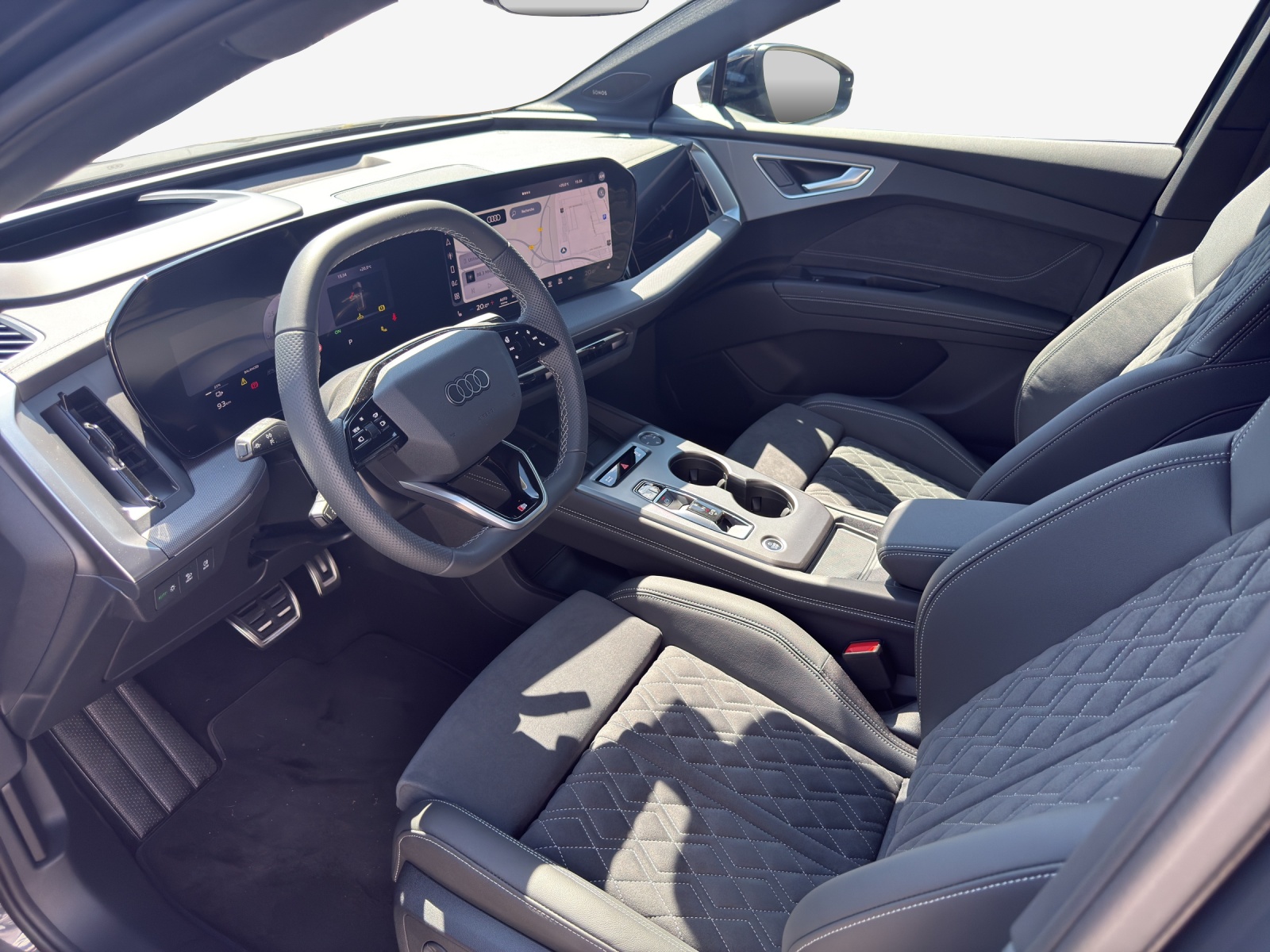 AUDI Q4 e-tron SUV quattro performance-image-10