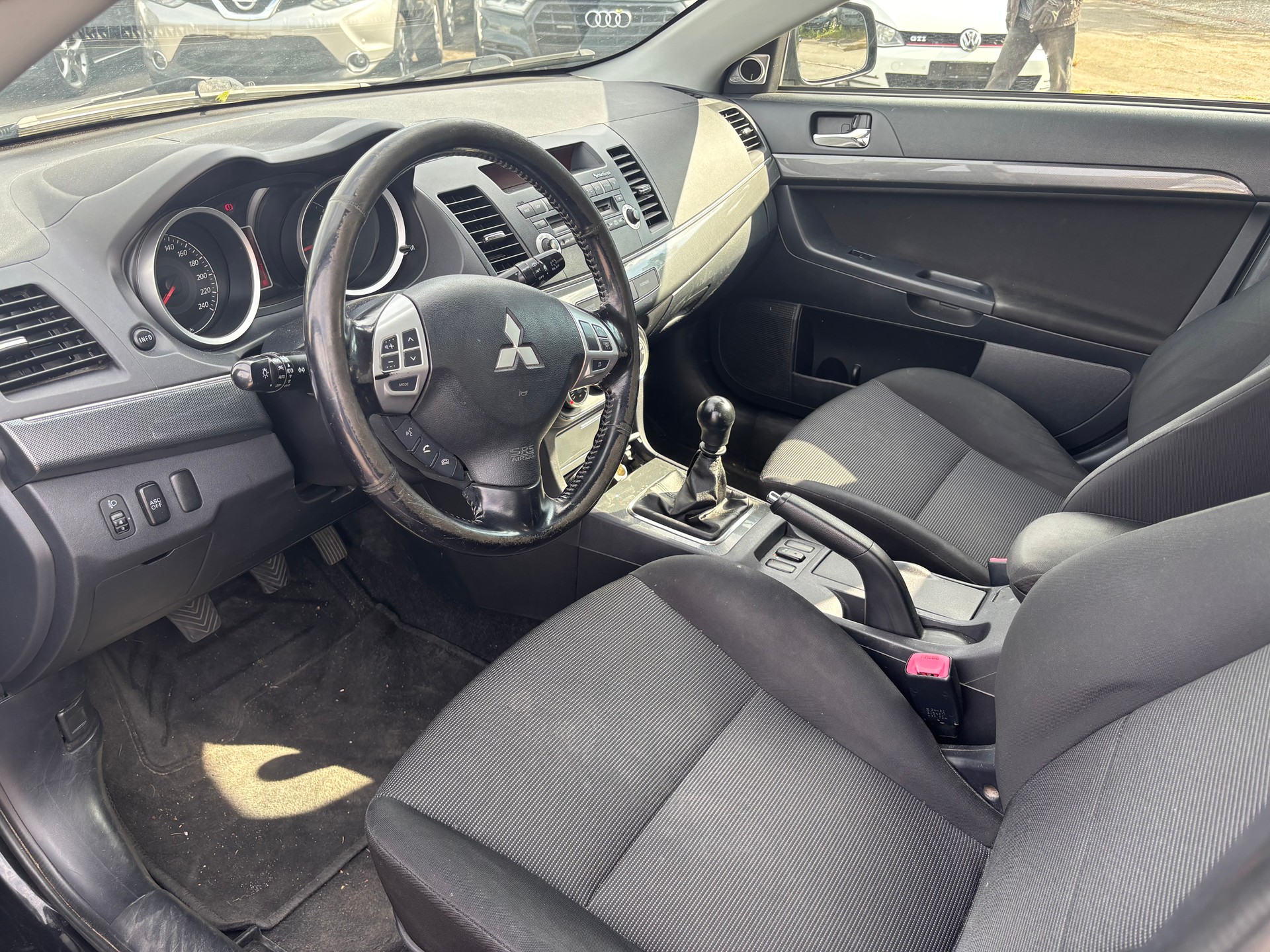 MITSUBISHI Lancer Sportback 2.0 DID Invite-image-12