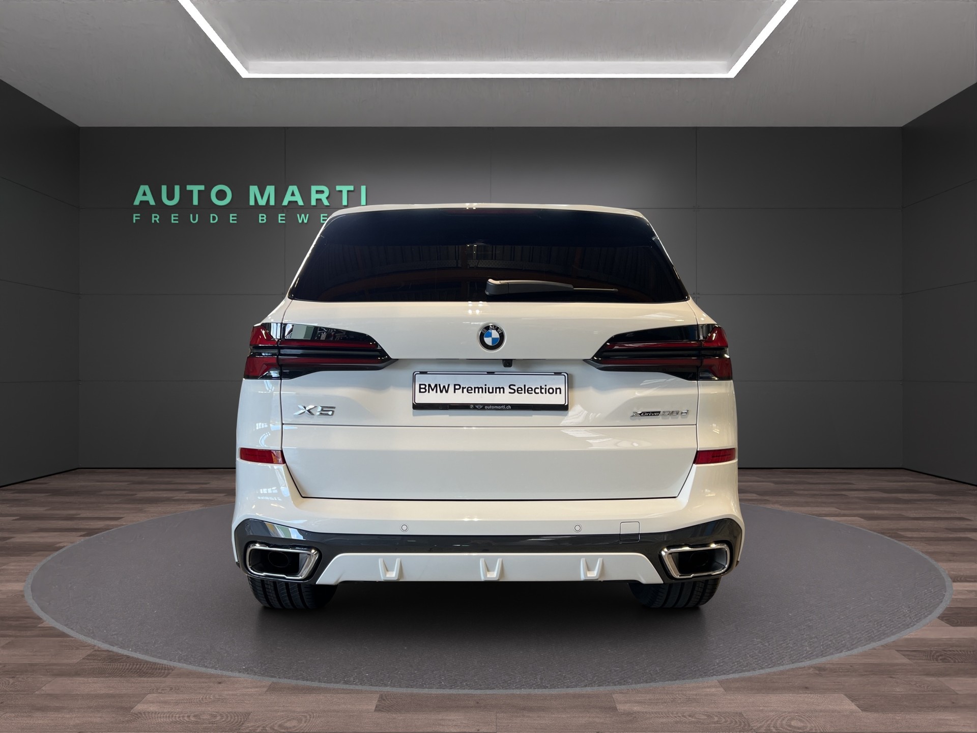 BMW X5 30d xDrive M Sport-showroom-element-2