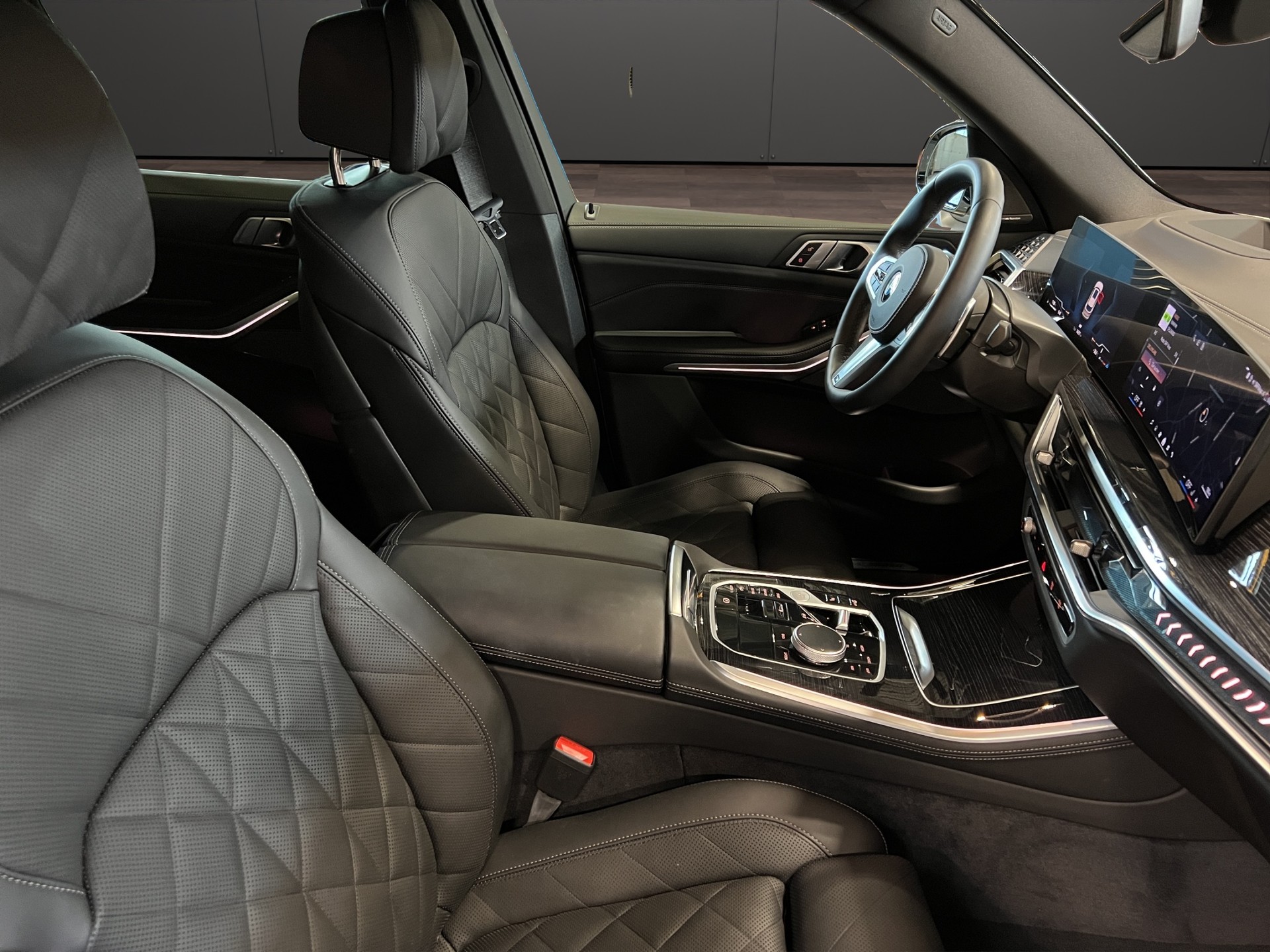BMW X5 30d xDrive SAG-image-17