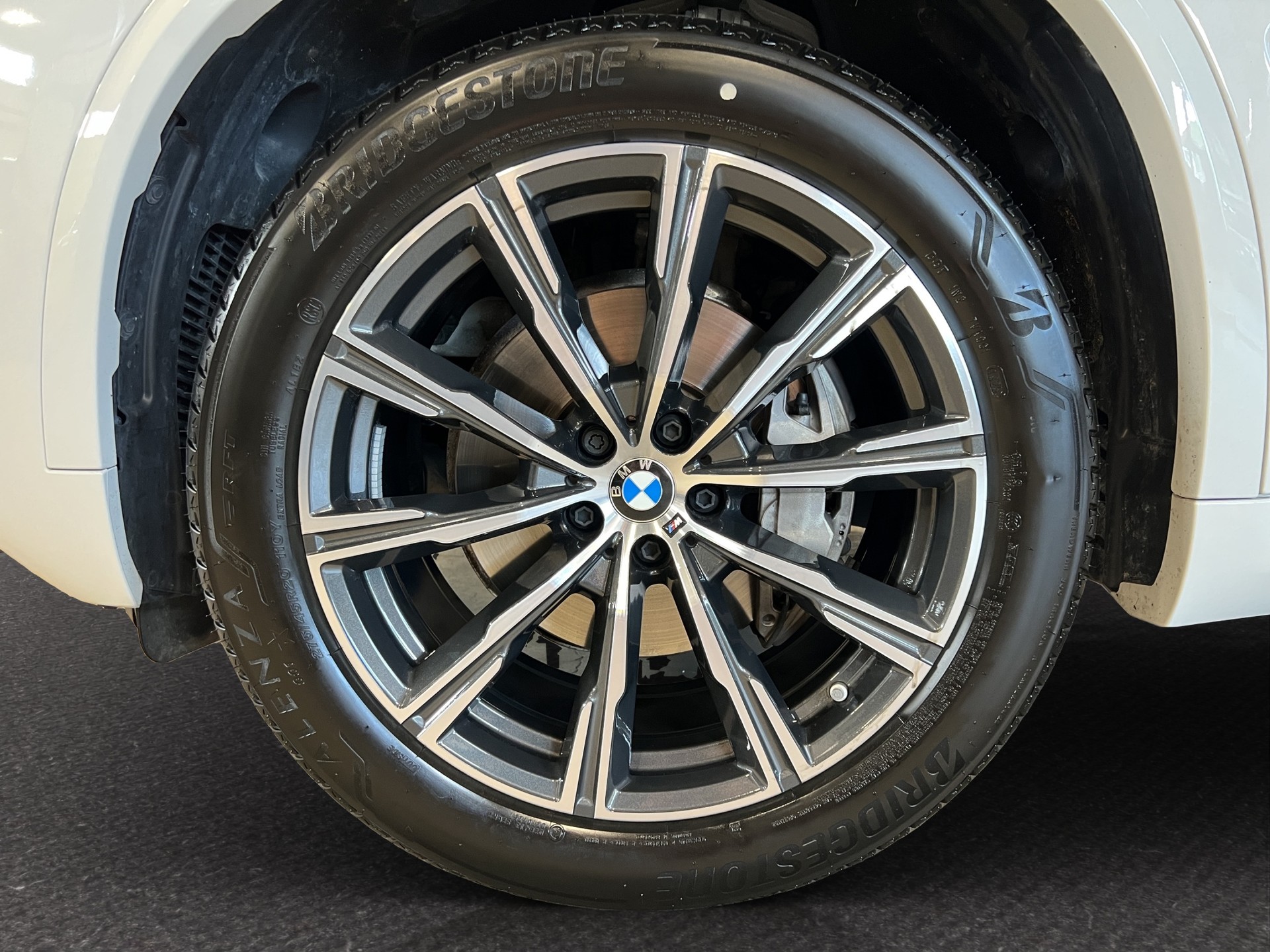 BMW X5 30d xDrive SAG-image-14