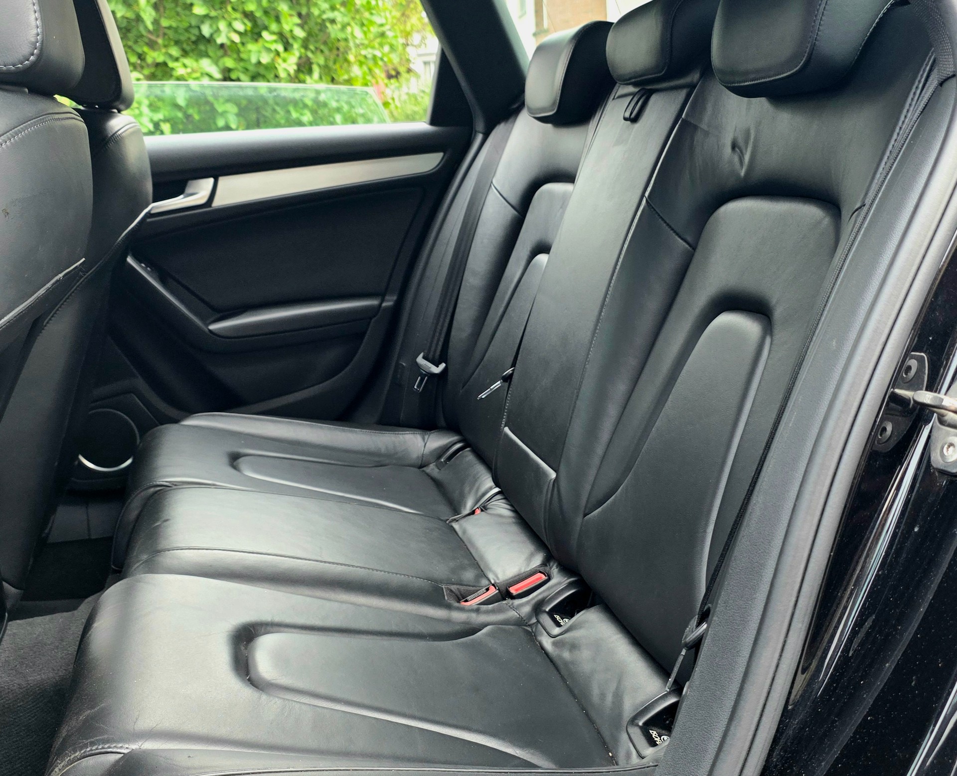 AUDI A4 Avant 3.0 TDI quattro tiptronic-image-15
