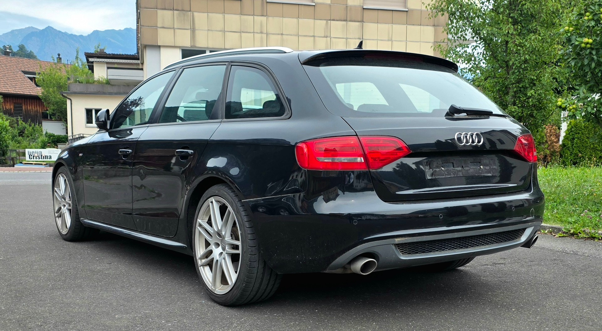 AUDI A4 Avant 3.0 TDI quattro tiptronic-image-2