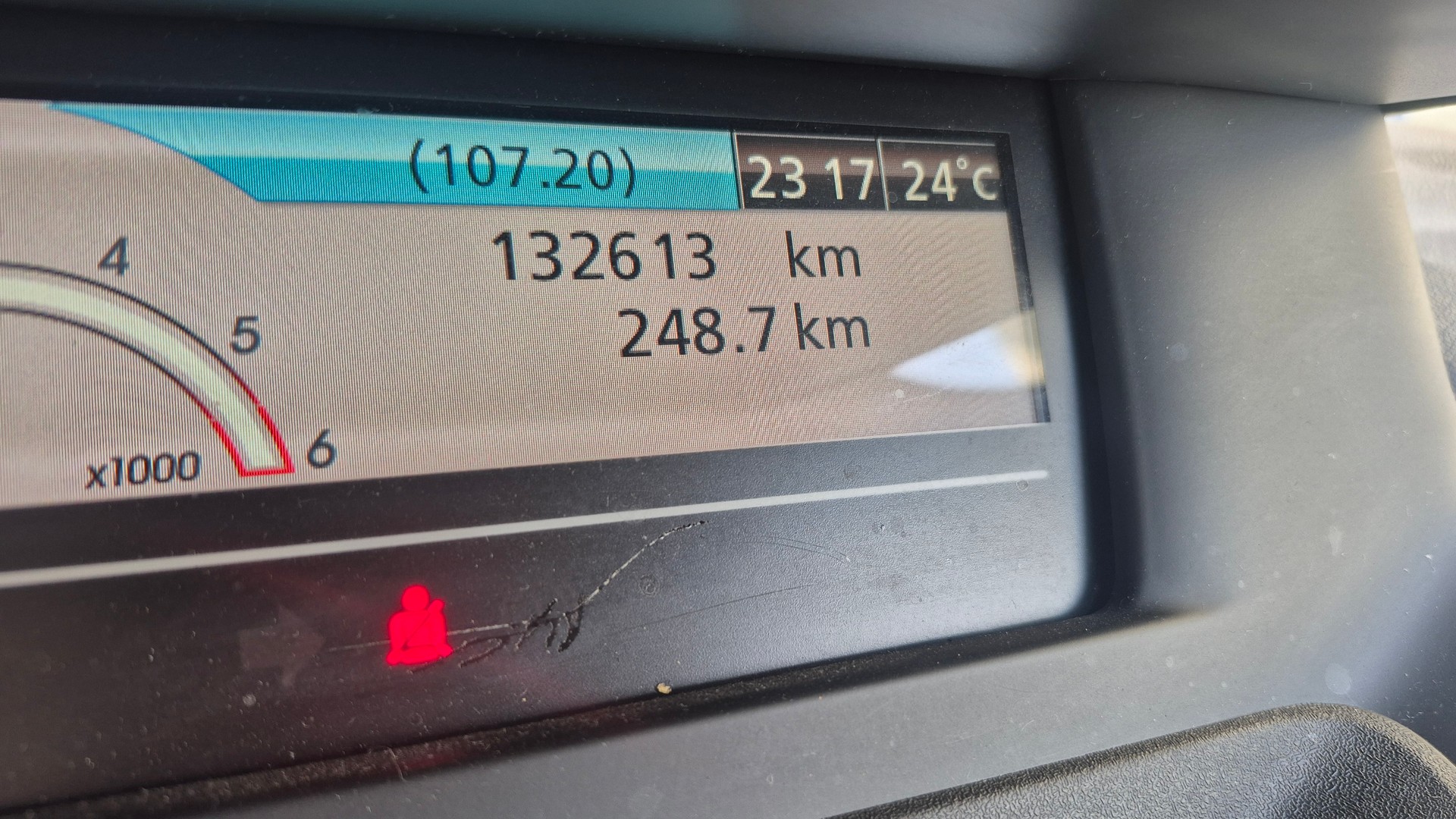 RENAULT Scénic 1.5 dCi Expression EDC-image-9
