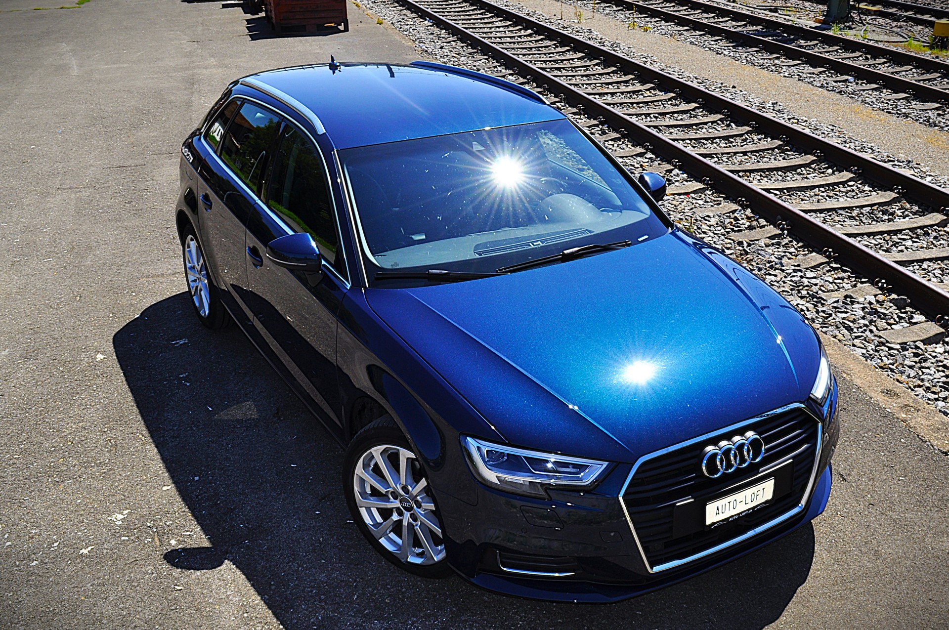 AUDI A3 Sportback 1.4 TFSI S-tronic-image-14