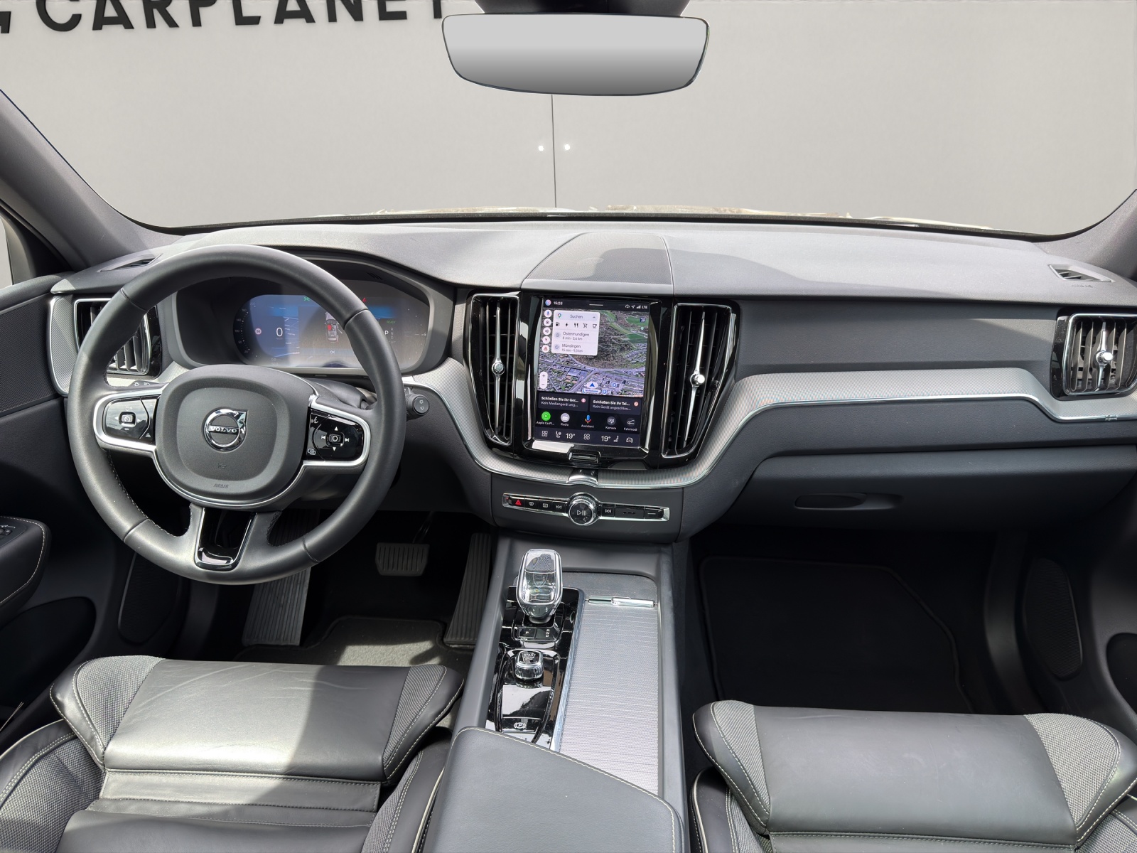 VOLVO XC60 2.0 T6 TE Plus Dark eAWD .-image-10