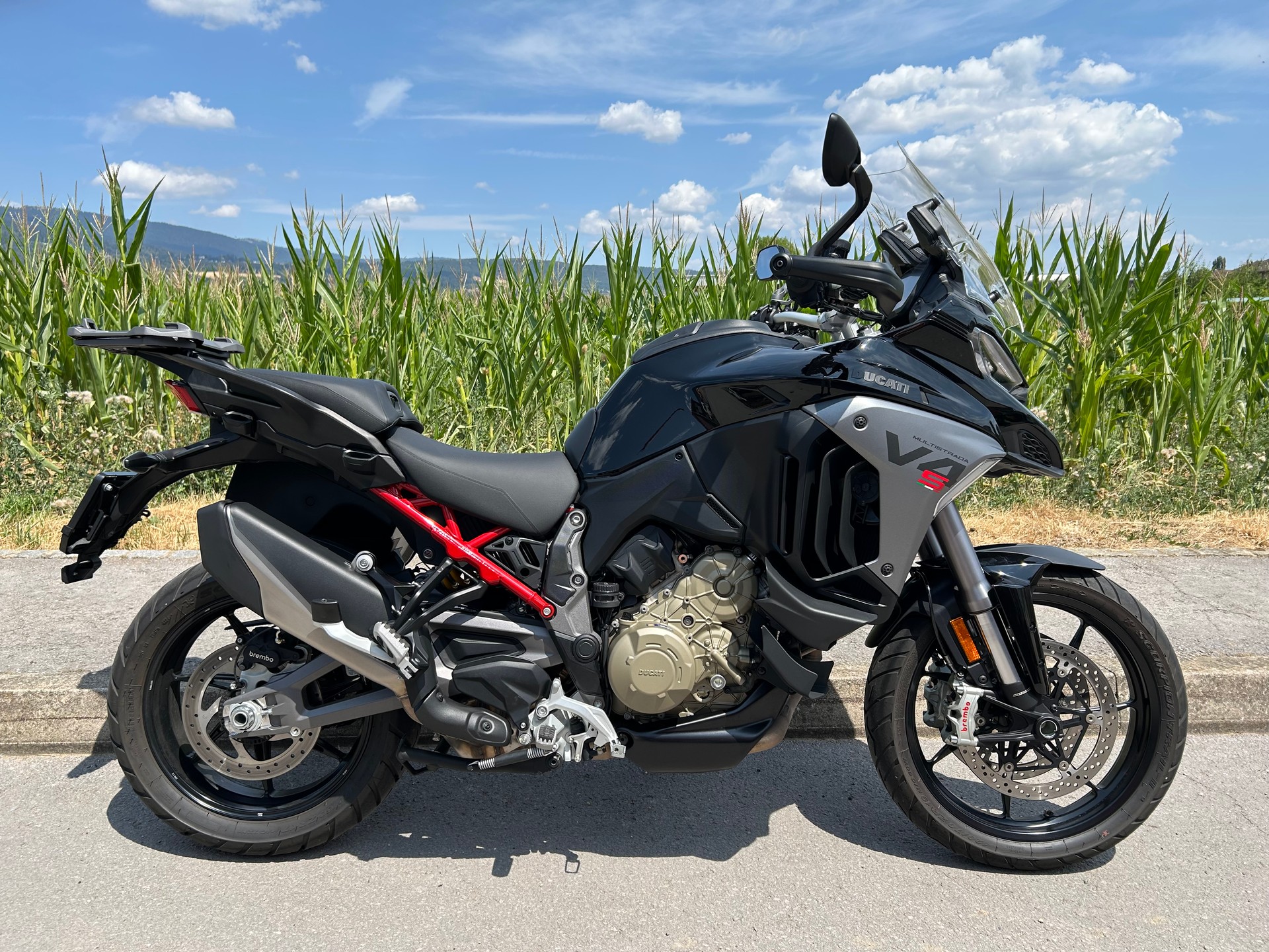 DUCATI Multistrada V4 S Travel & Radar-image-1