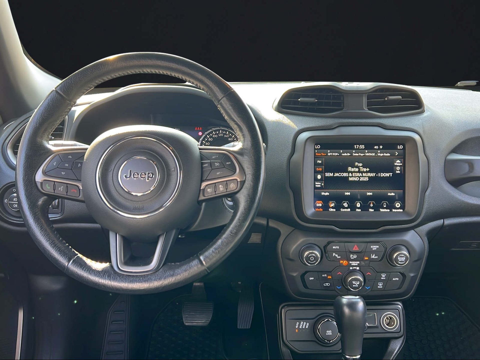 JEEP Renegade 1.3 Turbo S AWD-image-6