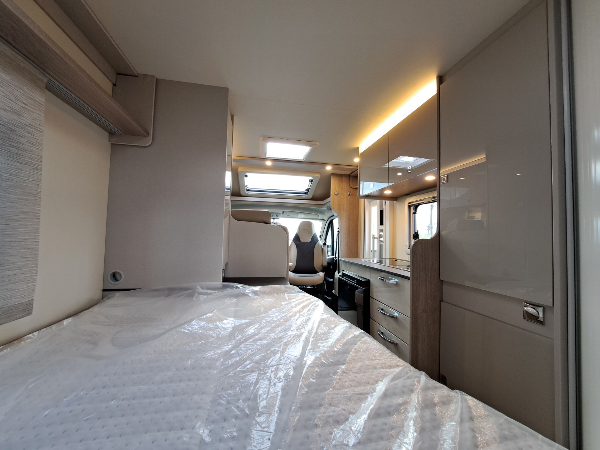 BÜRSTNER Nexxo Van T 569-image-8
