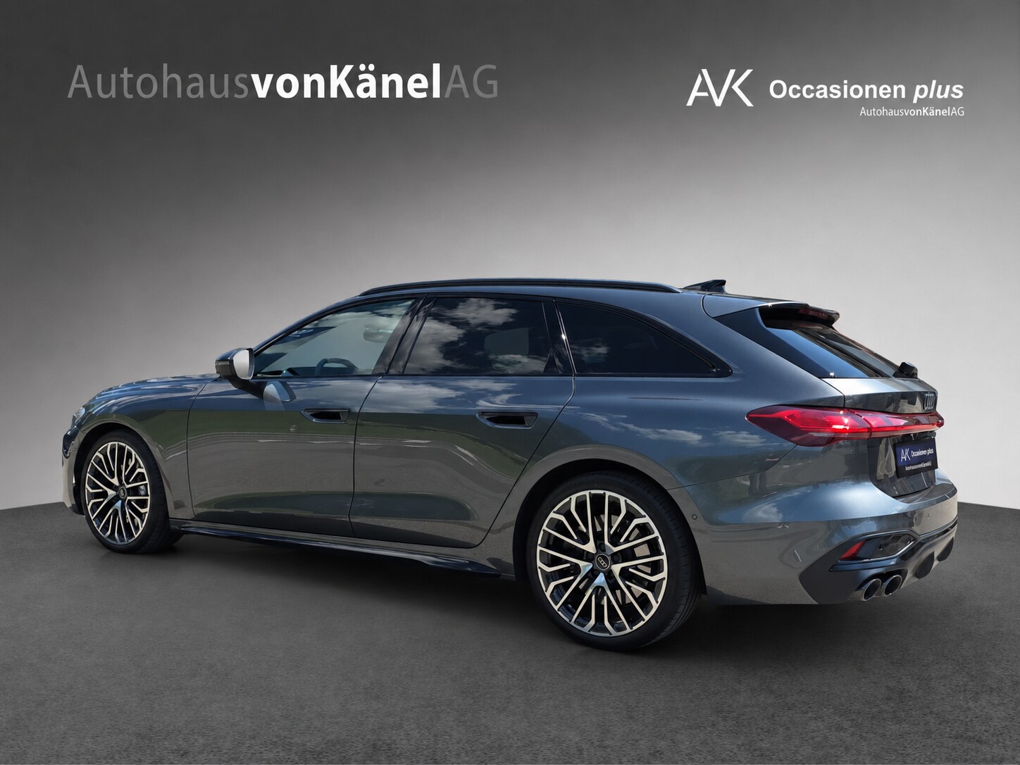 AUDI S5 Avant TFSI quattro S tronic-image-2