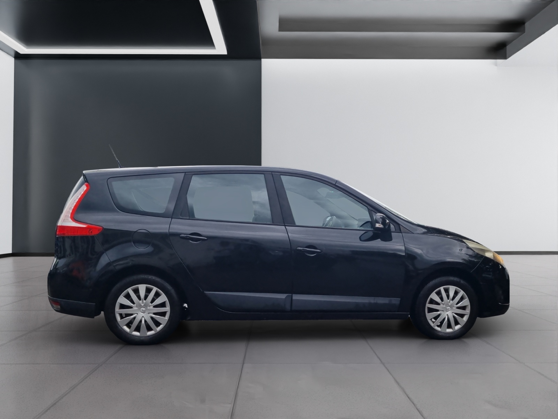RENAULT Grand Scénic 1.4 TCe 130 Expression 7P-image-5