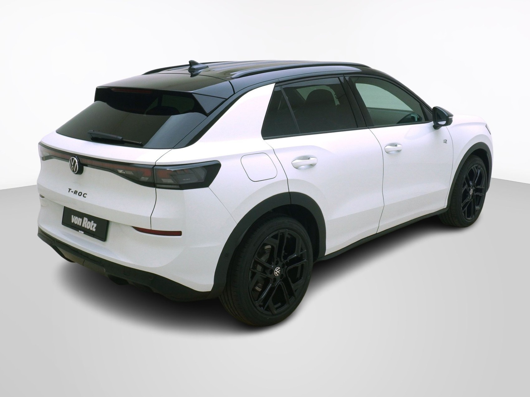 VW T-Roc 1.5 eTSI R-Line DSG-image-5