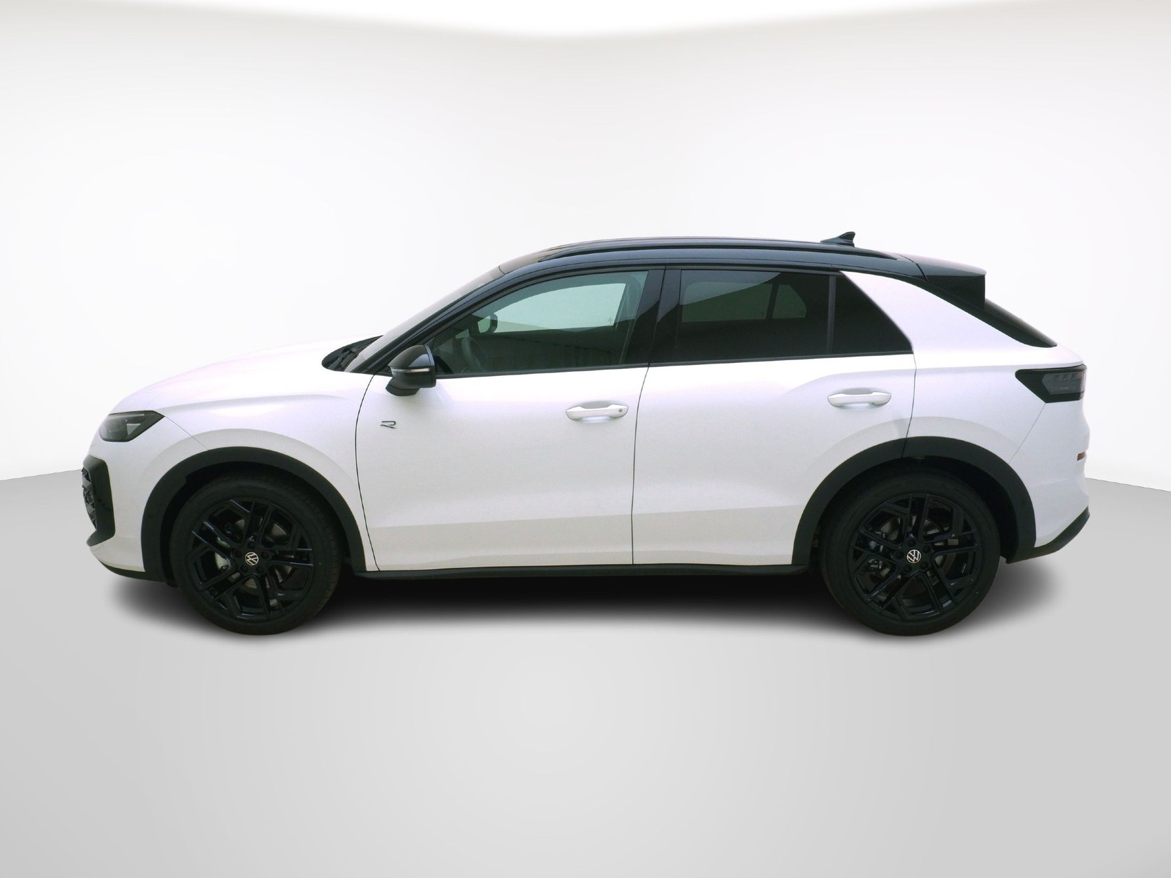 VW T-Roc 1.5 eTSI R-Line DSG-image-1
