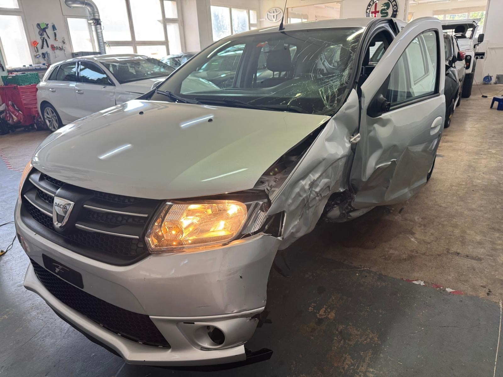 DACIA Sandero Tce 90 Celebration-image-4