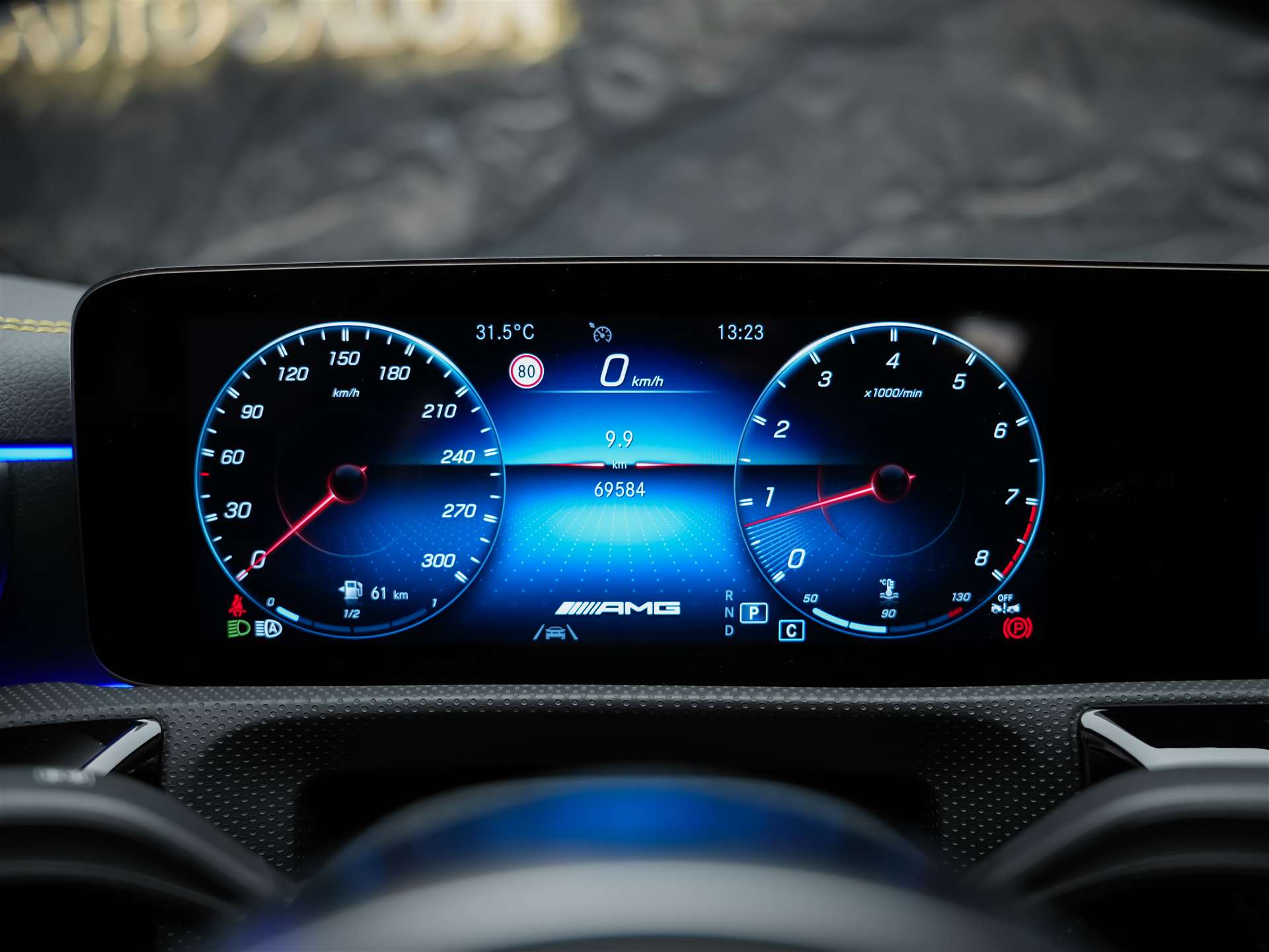 MERCEDES-BENZ CLA 45 S AMG 4Matic+ 8G-DCT *Aeropaket*Panorama*Multibeam LED*-image-28