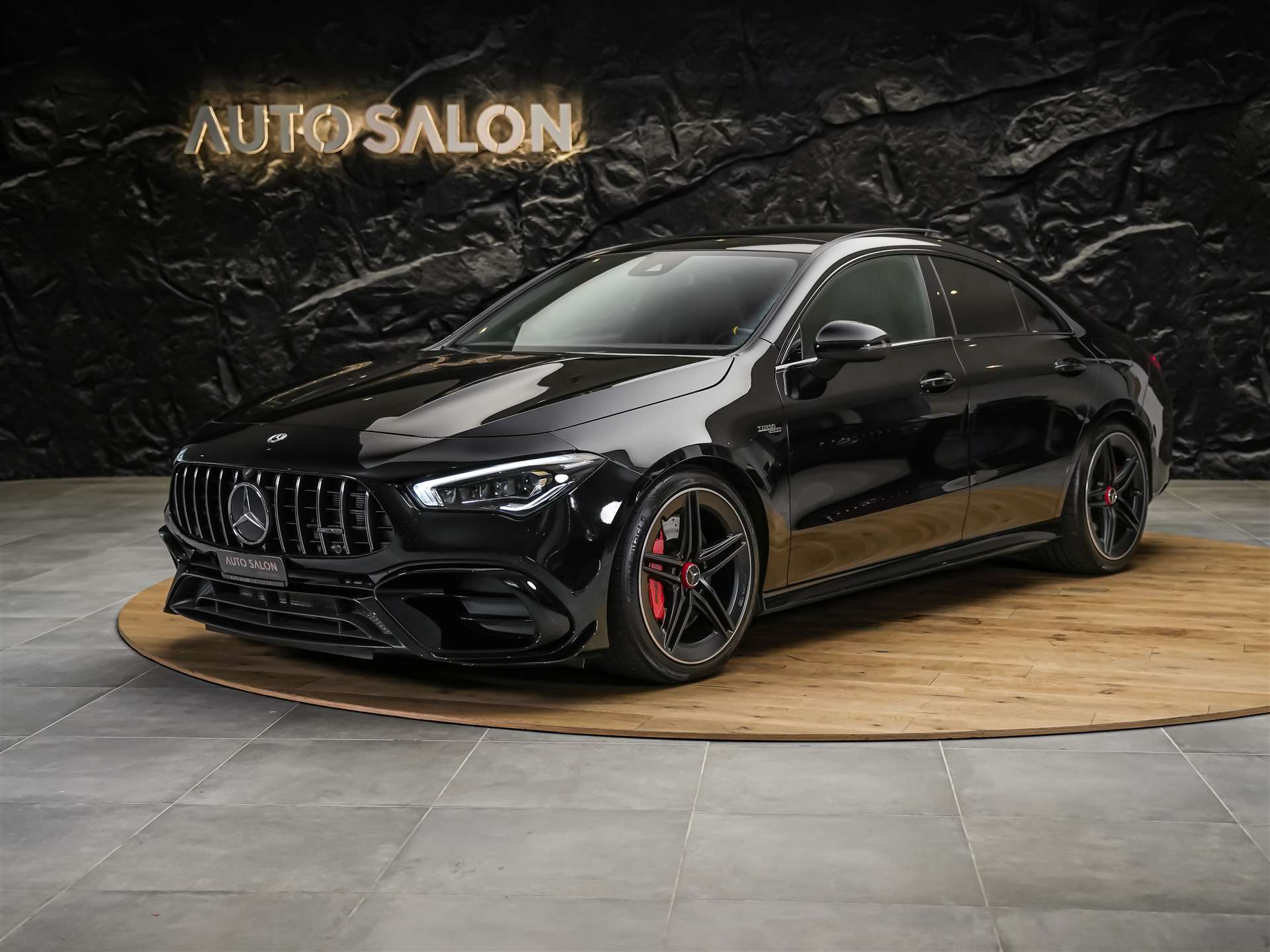 MERCEDES-BENZ CLA 45 S AMG 4Matic+ 8G-DCT *Aeropaket*Panorama*Multibeam LED*-image-0