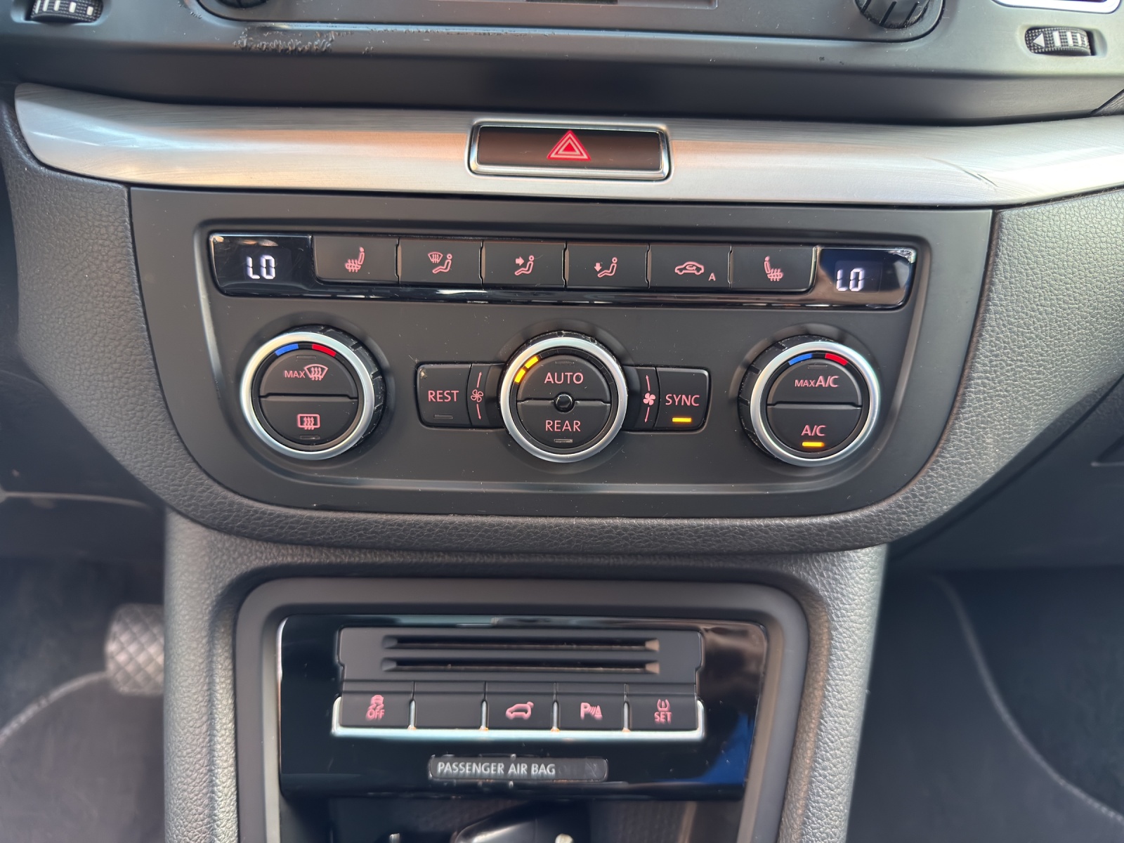 VW Sharan 2.0 TSI Cup DSG-image-15